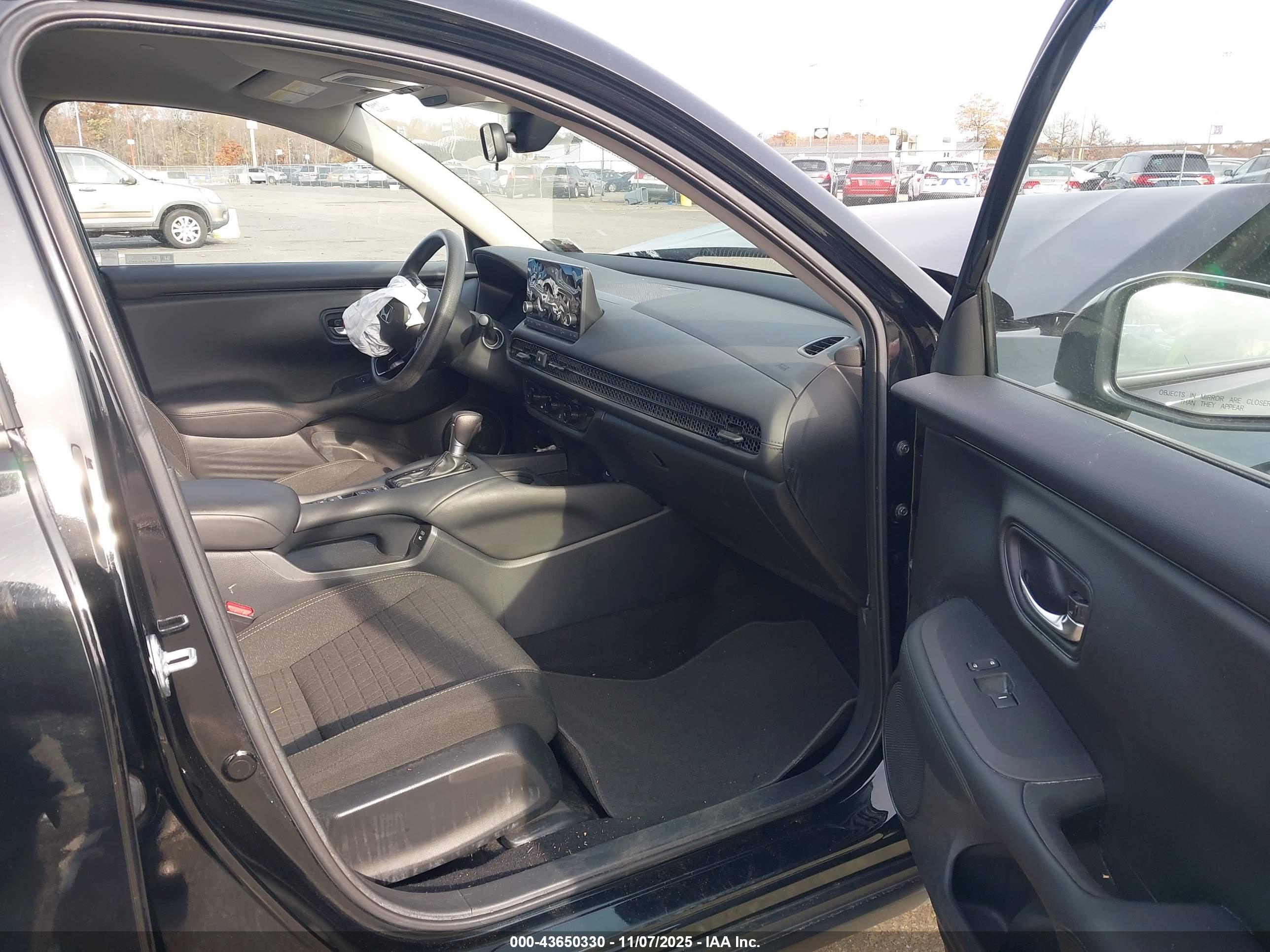 HONDA HR-V image 5