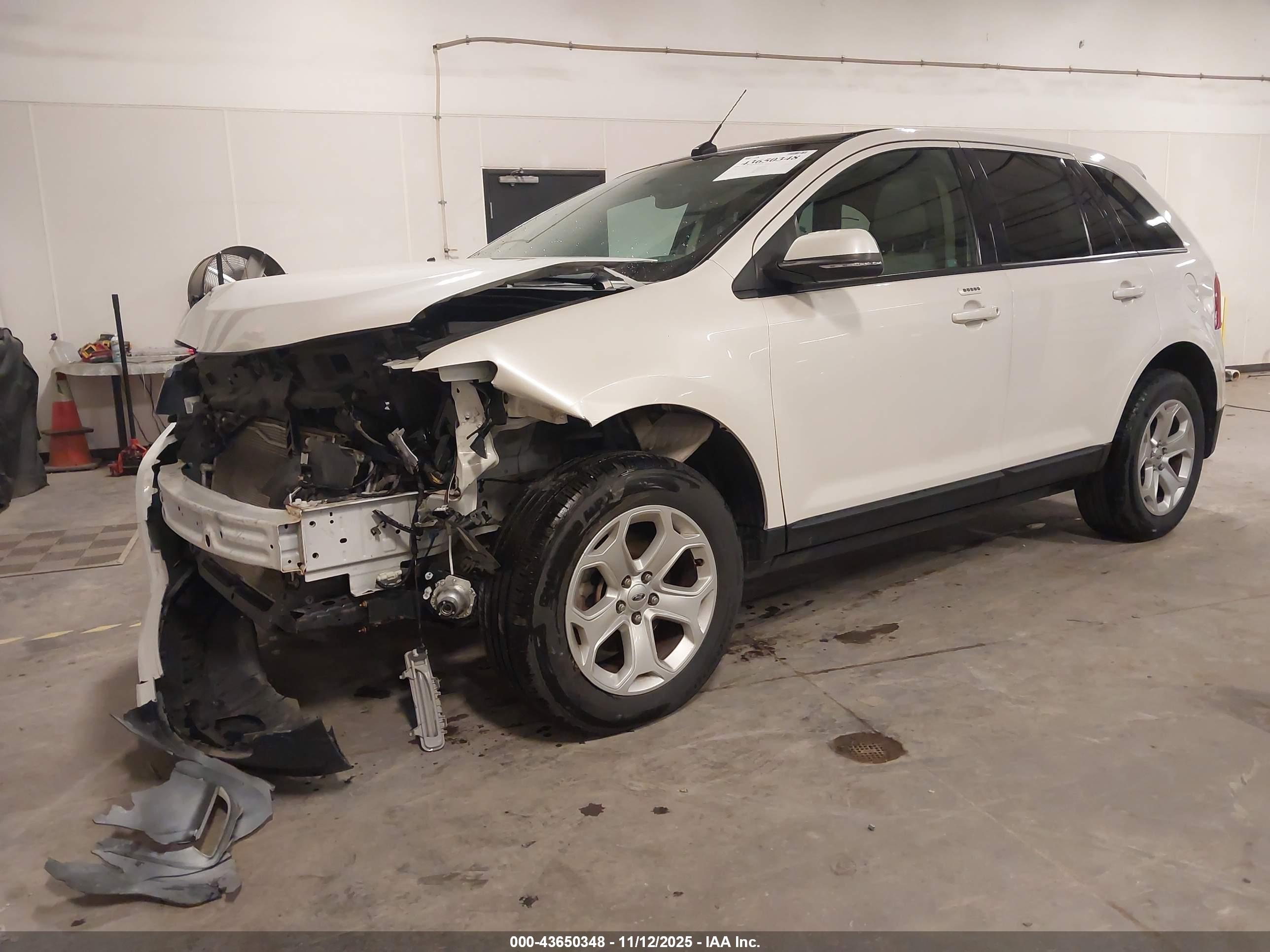 FORD EDGE image 2