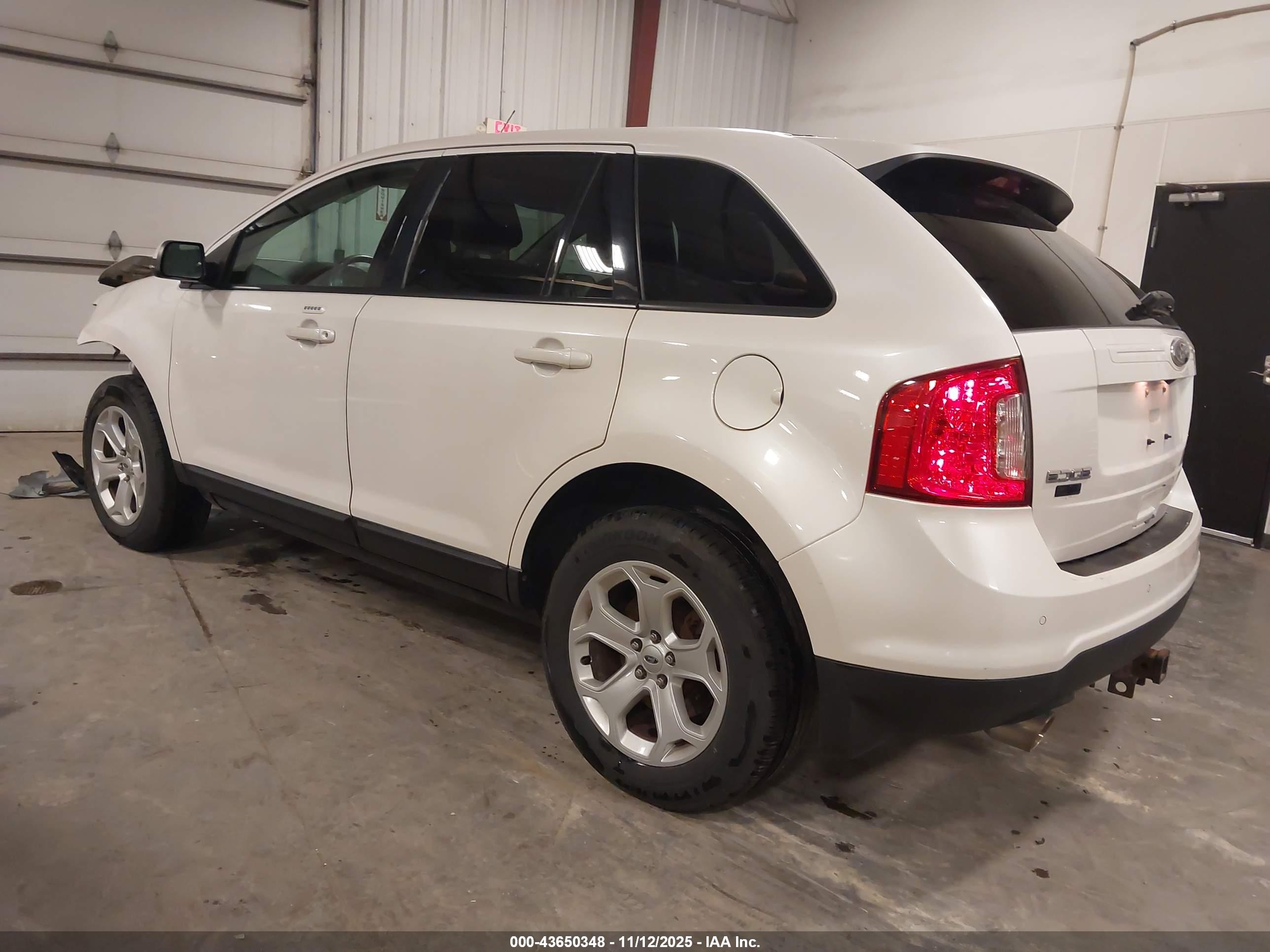 FORD EDGE image 3