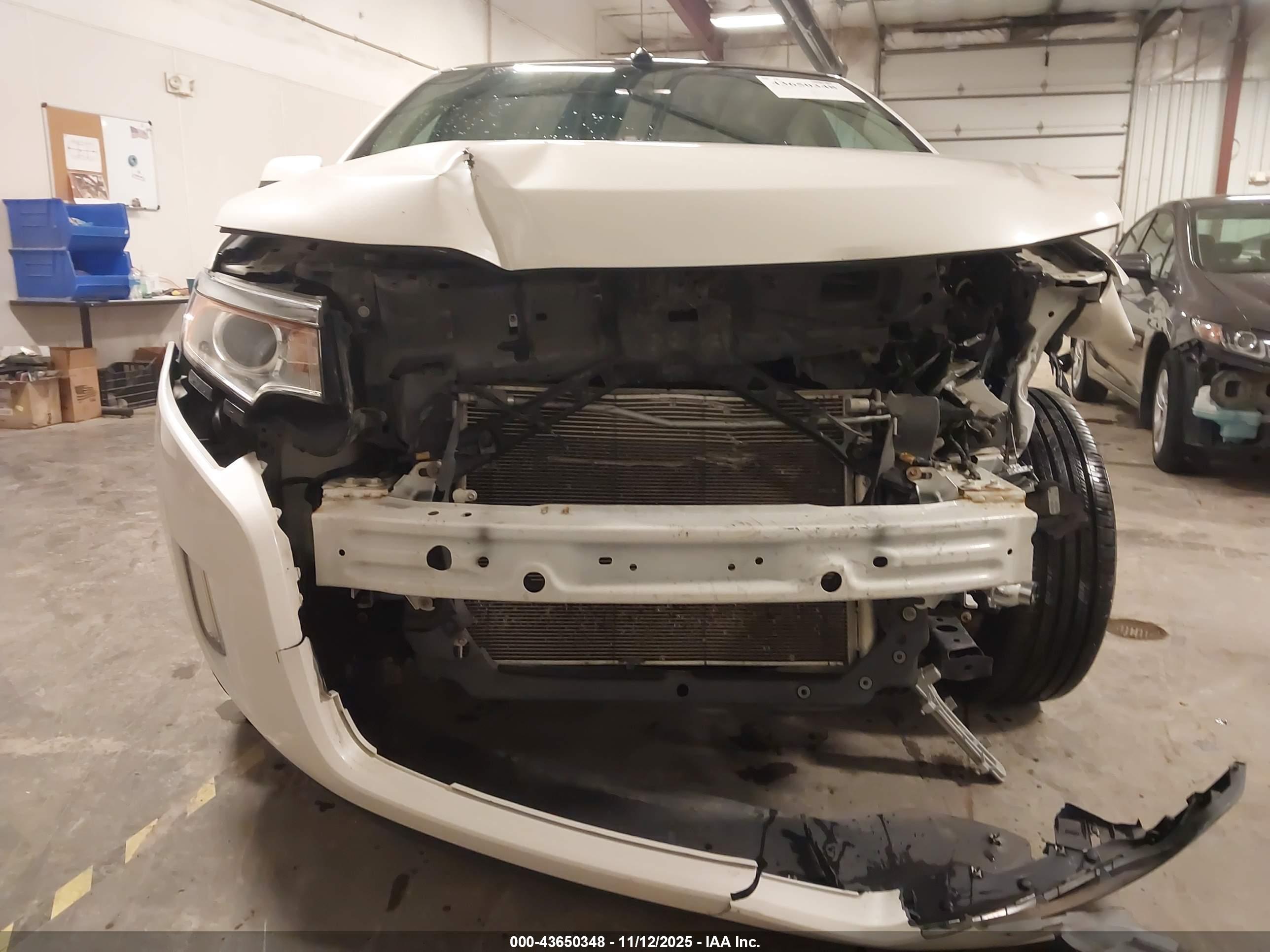 FORD EDGE image 6