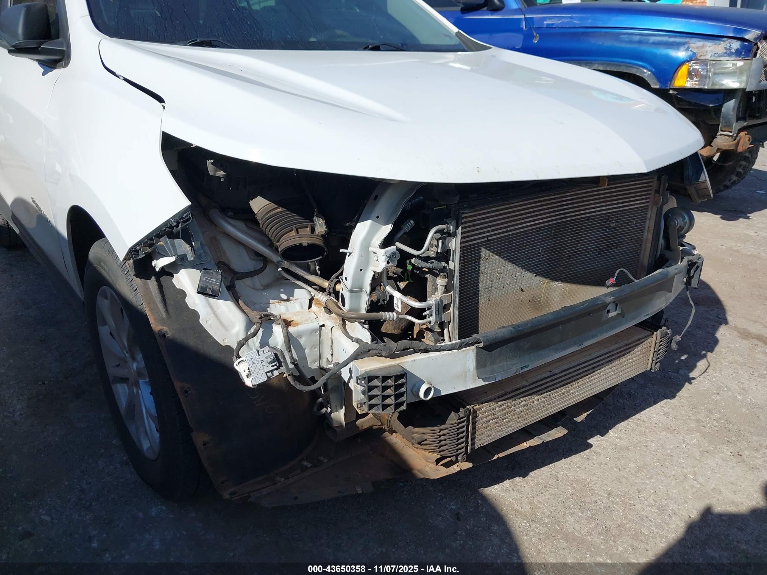 CHEVROLET EQUINOX image 6