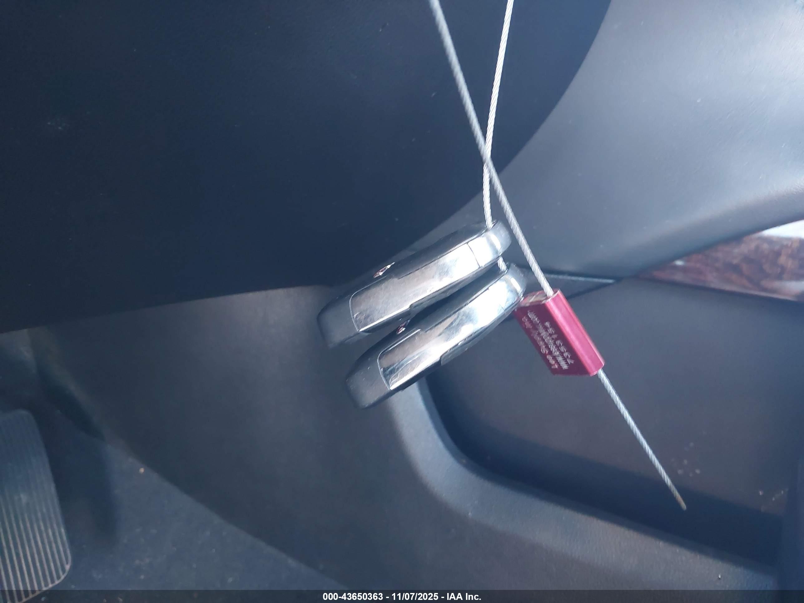 GMC YUKON image 11