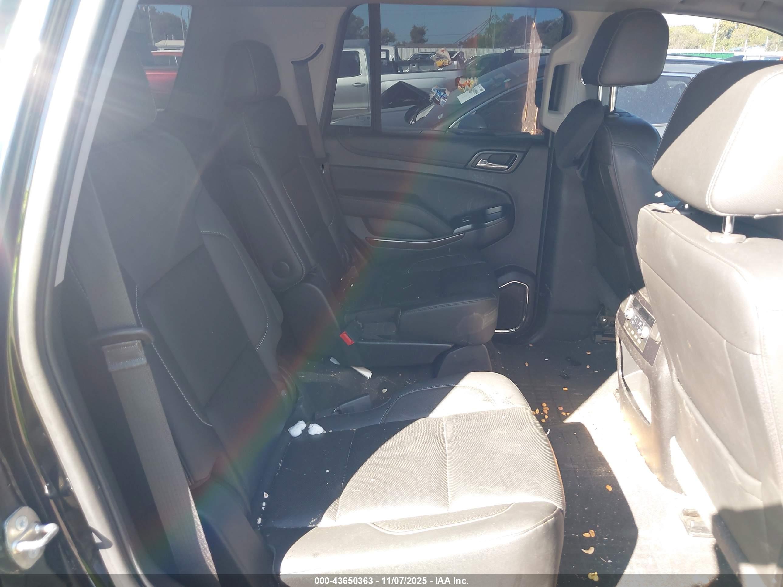 GMC YUKON image 8