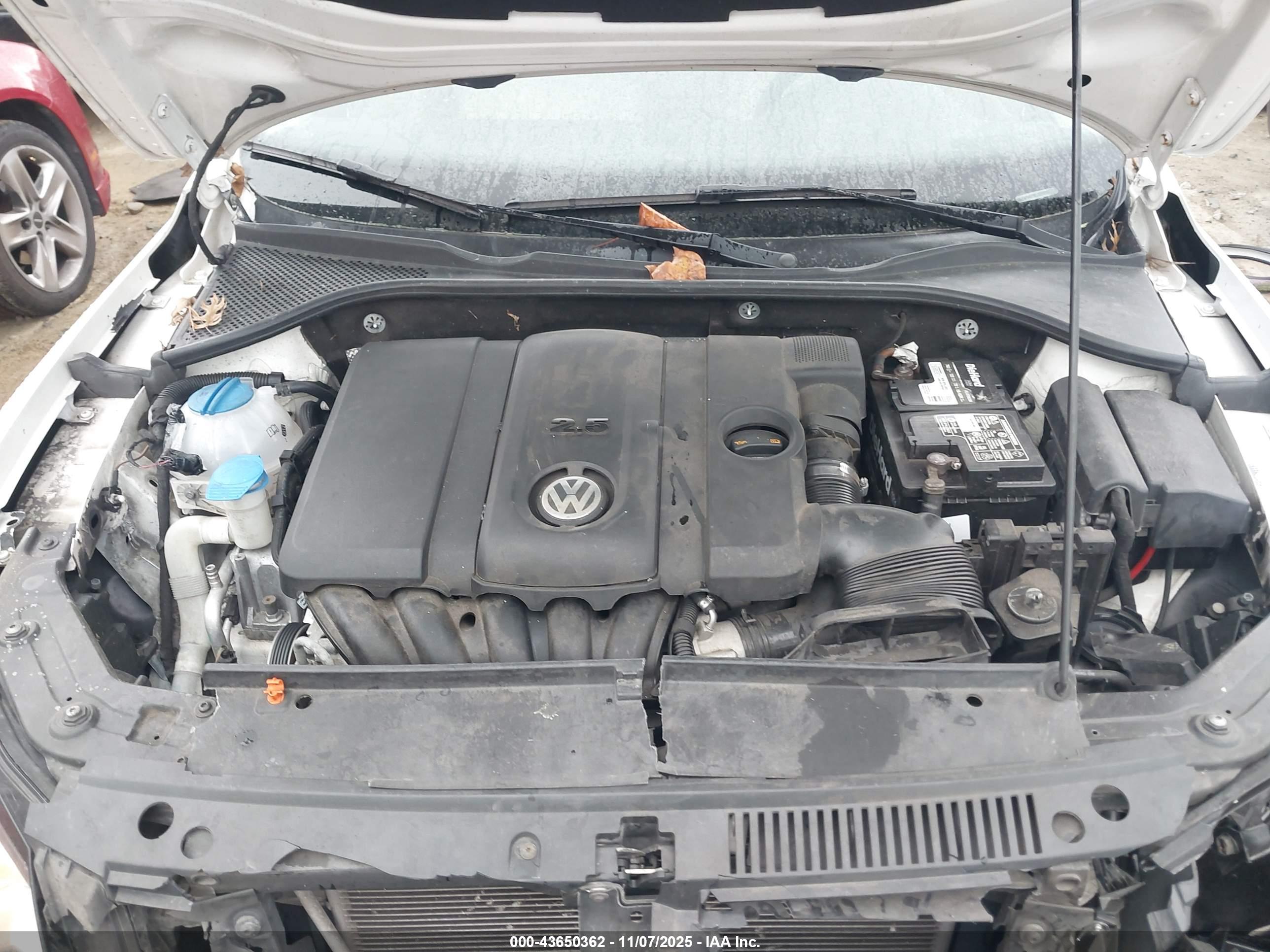 VOLKSWAGEN PASSAT image 10