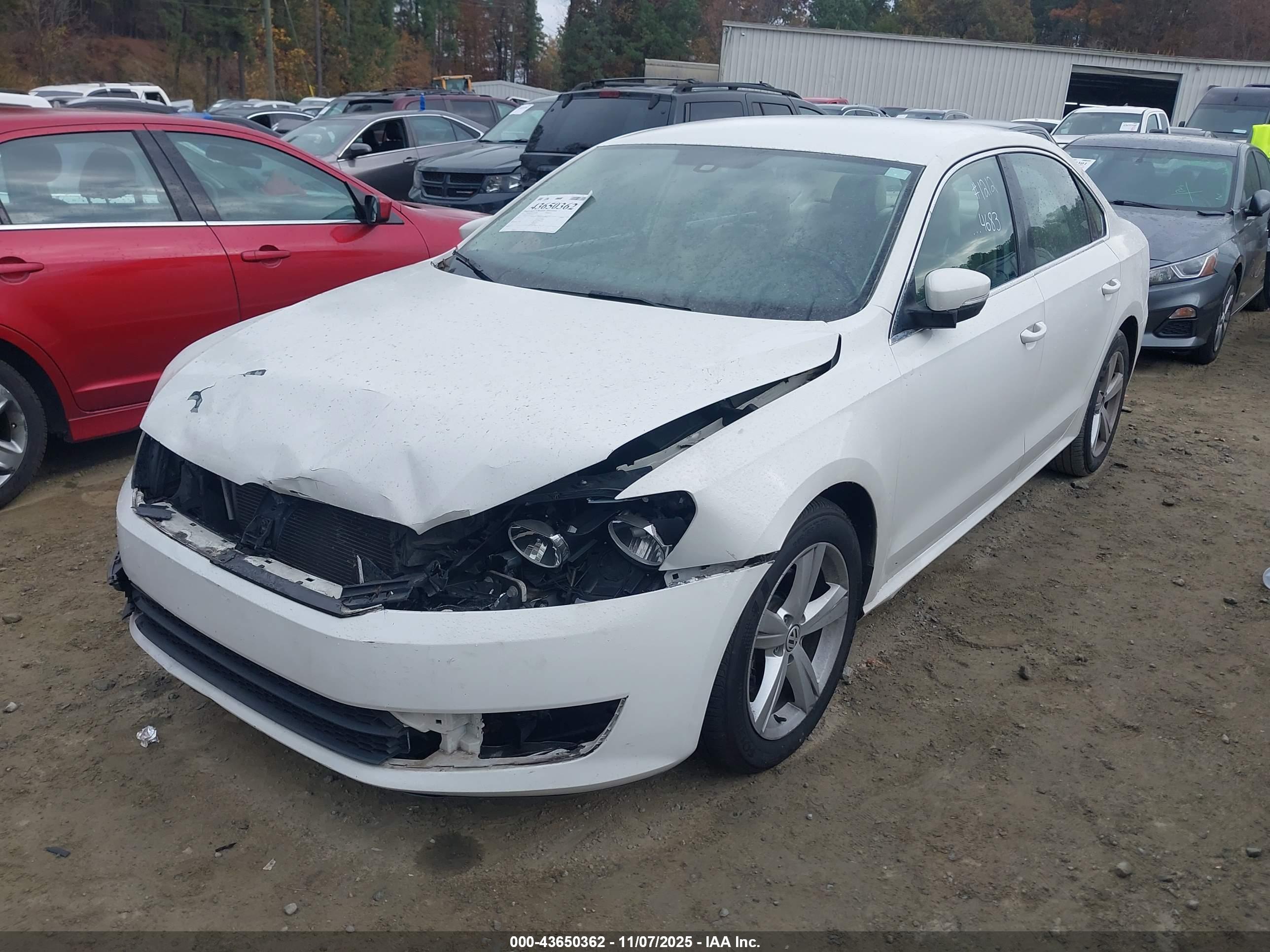 VOLKSWAGEN PASSAT image 2