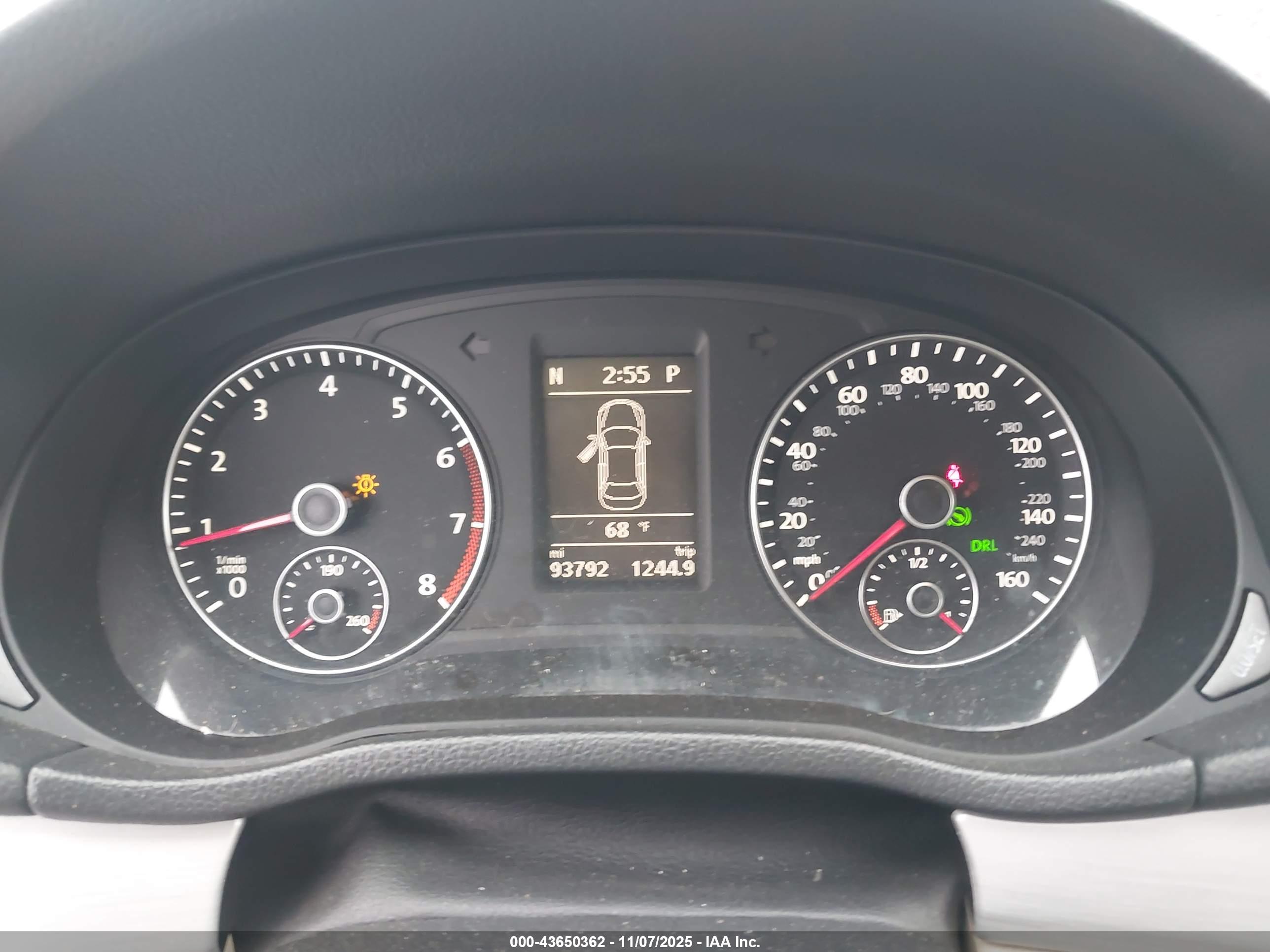 VOLKSWAGEN PASSAT image 7