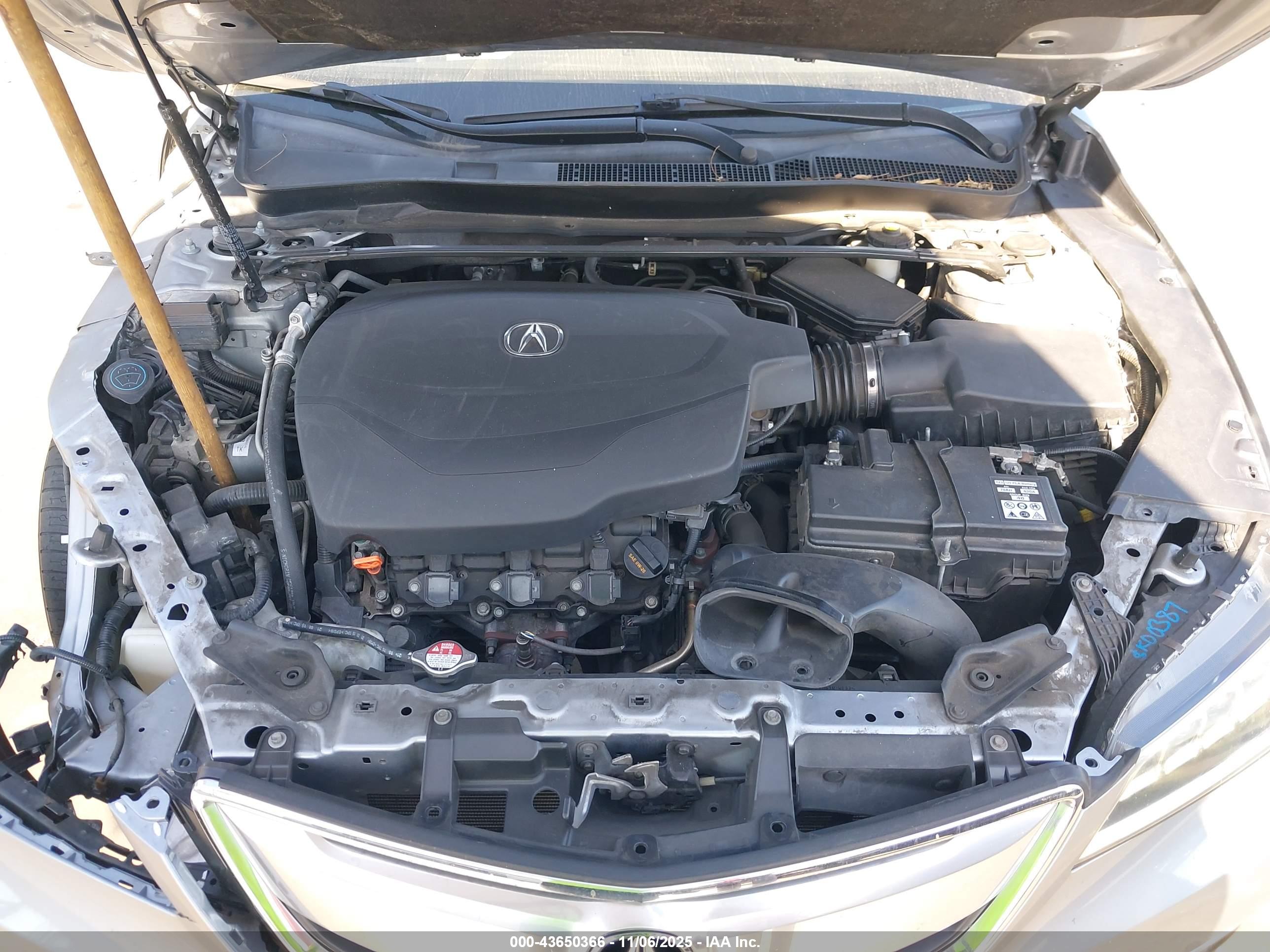 ACURA TLX image 10
