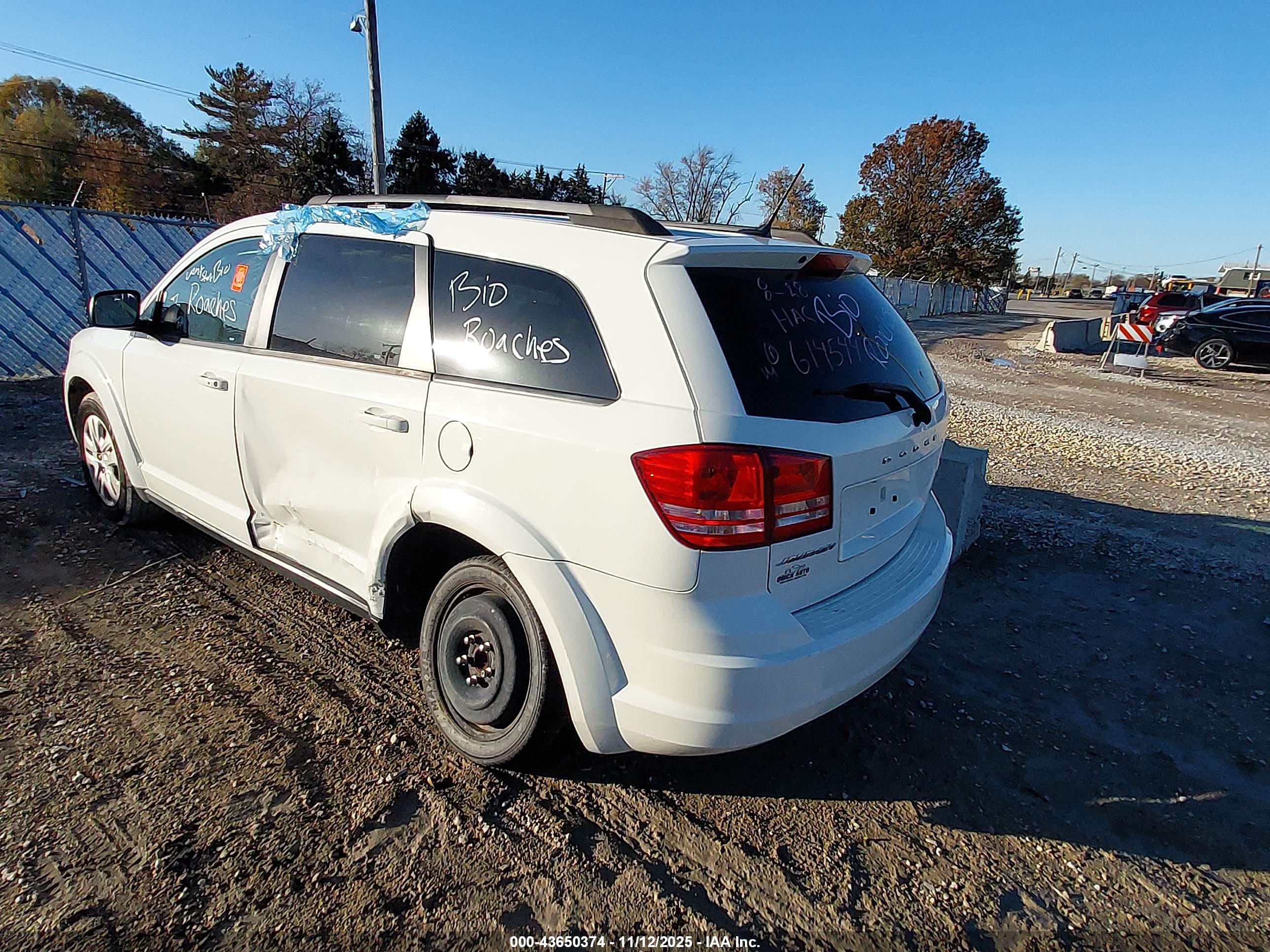 DODGE JOURNEY image 3
