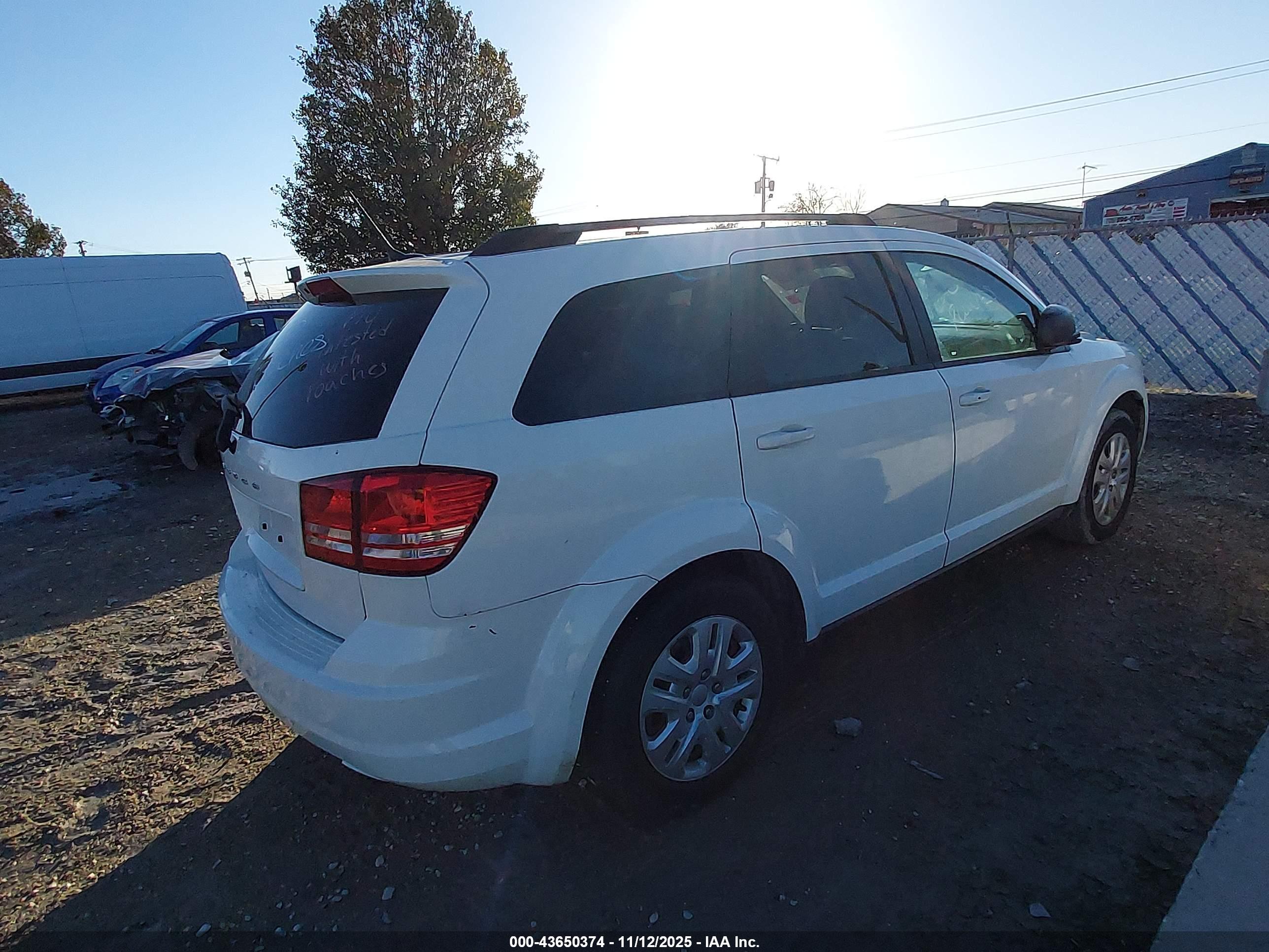 DODGE JOURNEY image 4