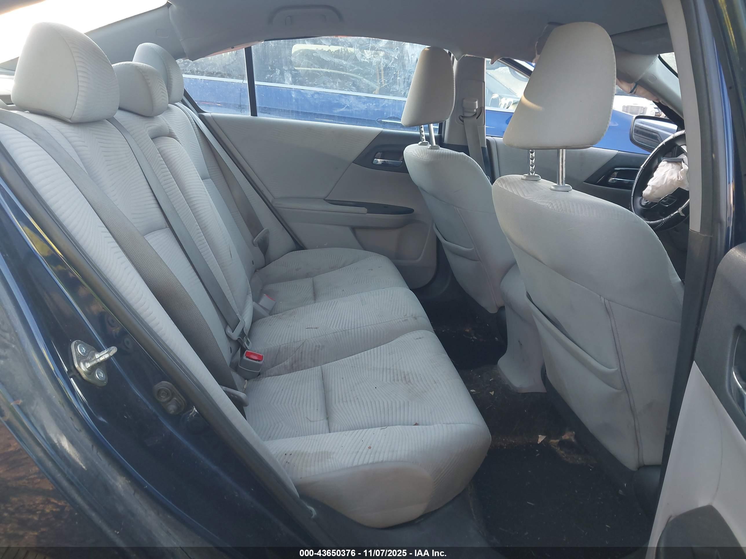 HONDA ACCORD image 8