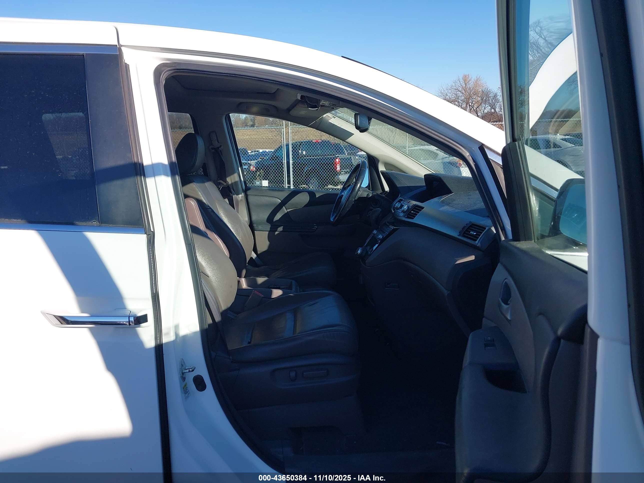 HONDA ODYSSEY image 5