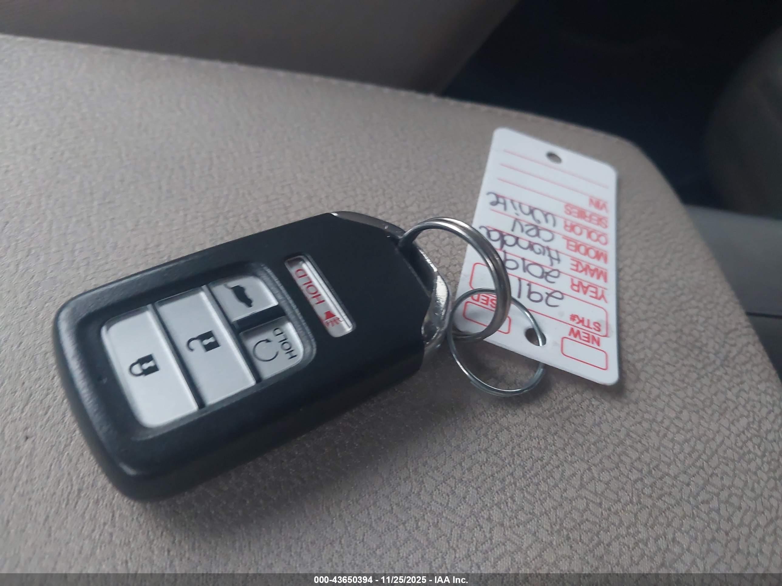 HONDA CR-V image 11
