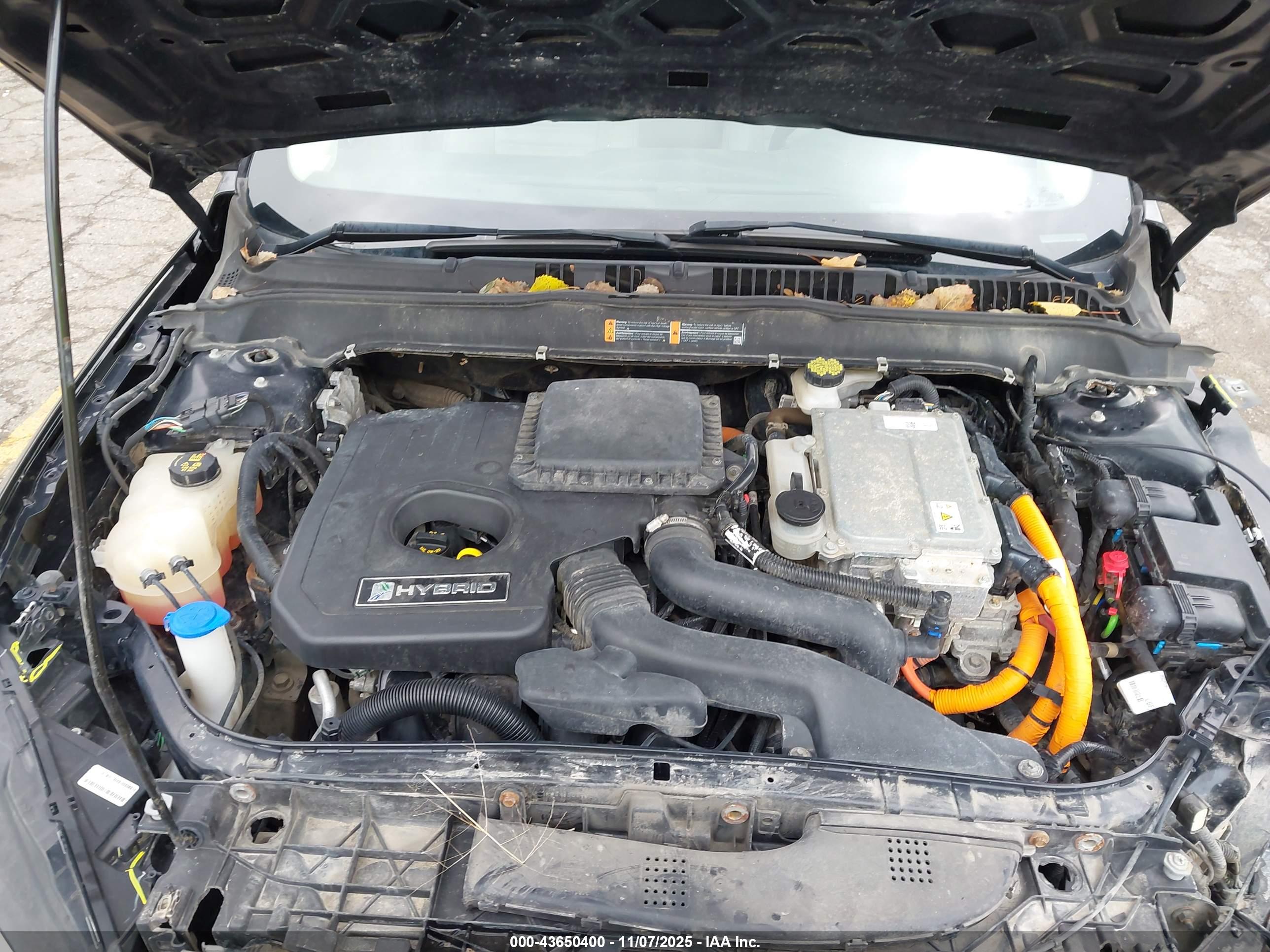 FORD FUSION image 10