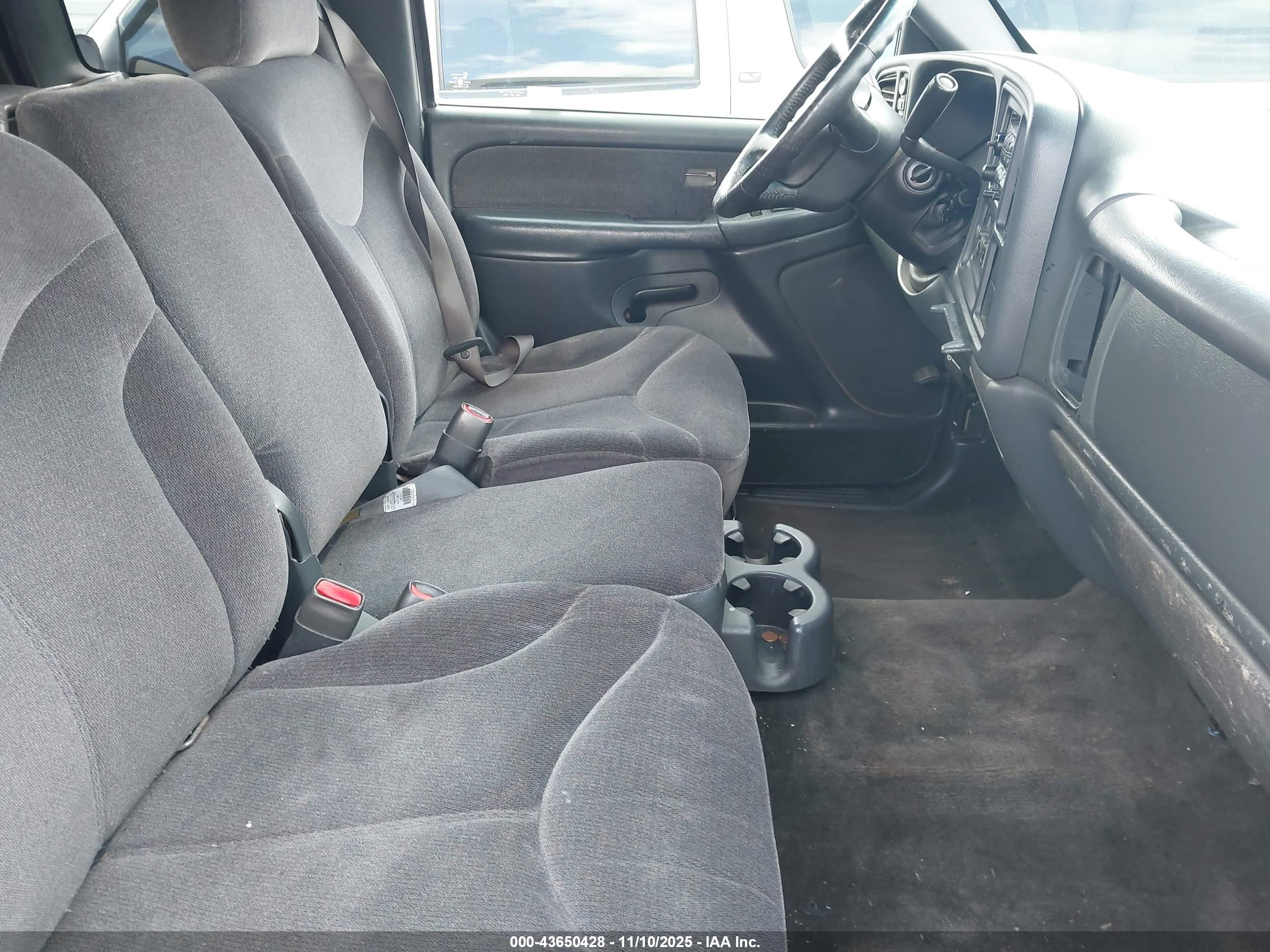 GMC SIERRA image 5