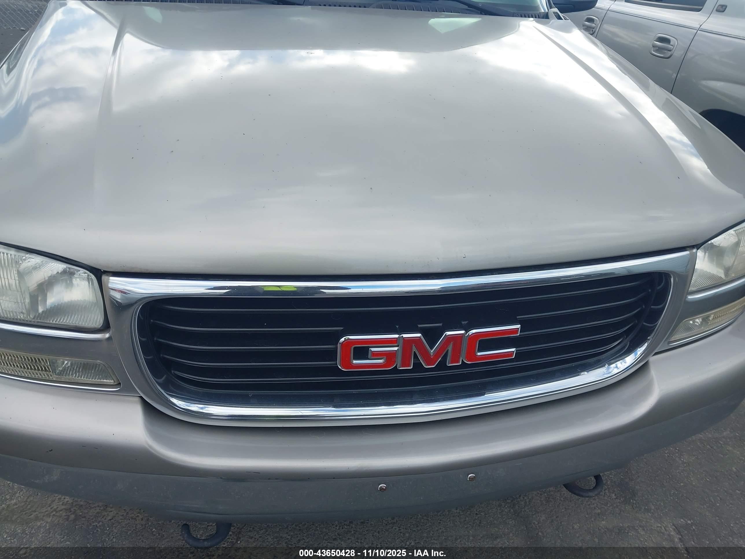 GMC SIERRA image 6