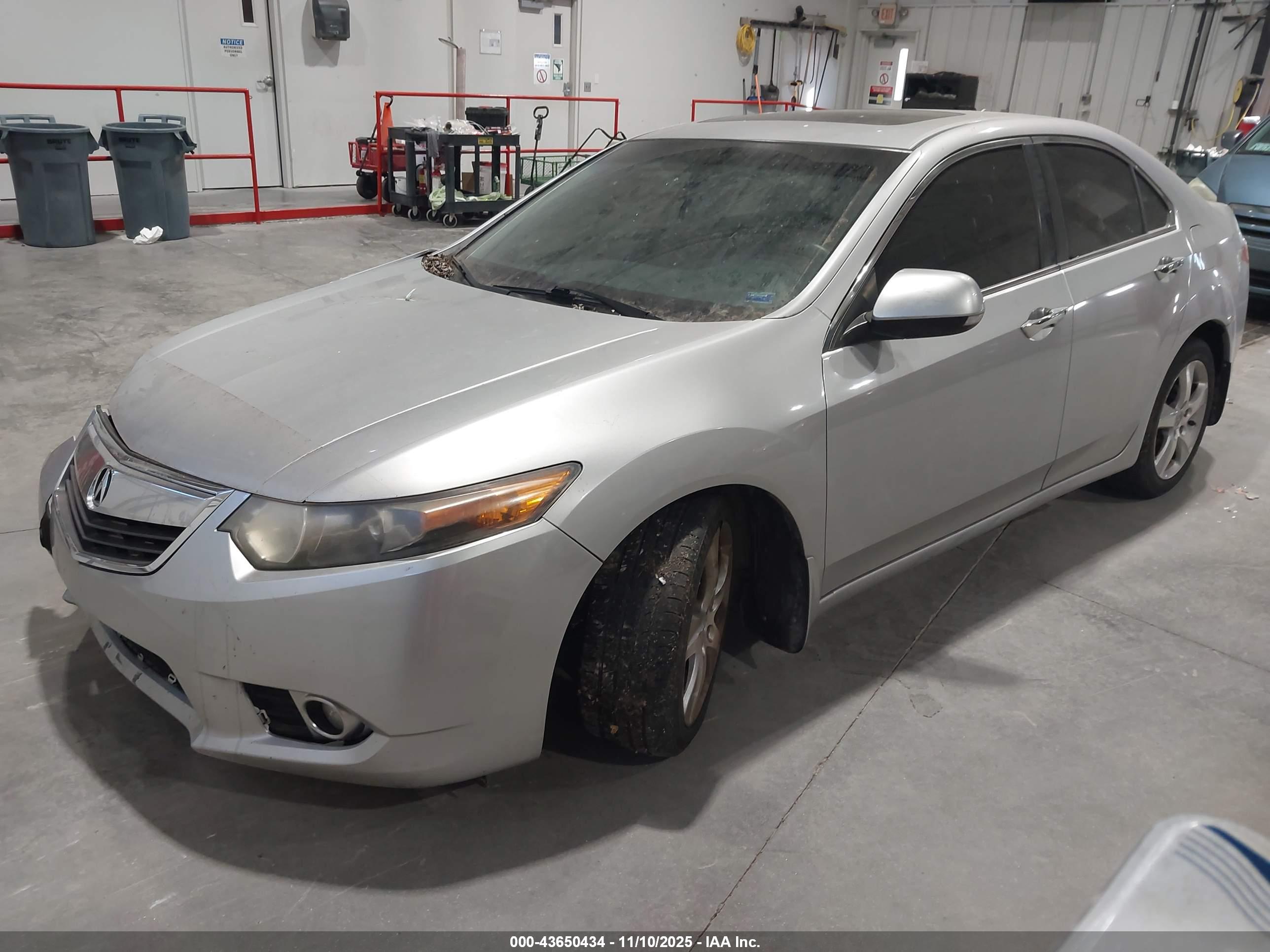 ACURA TSX image 2
