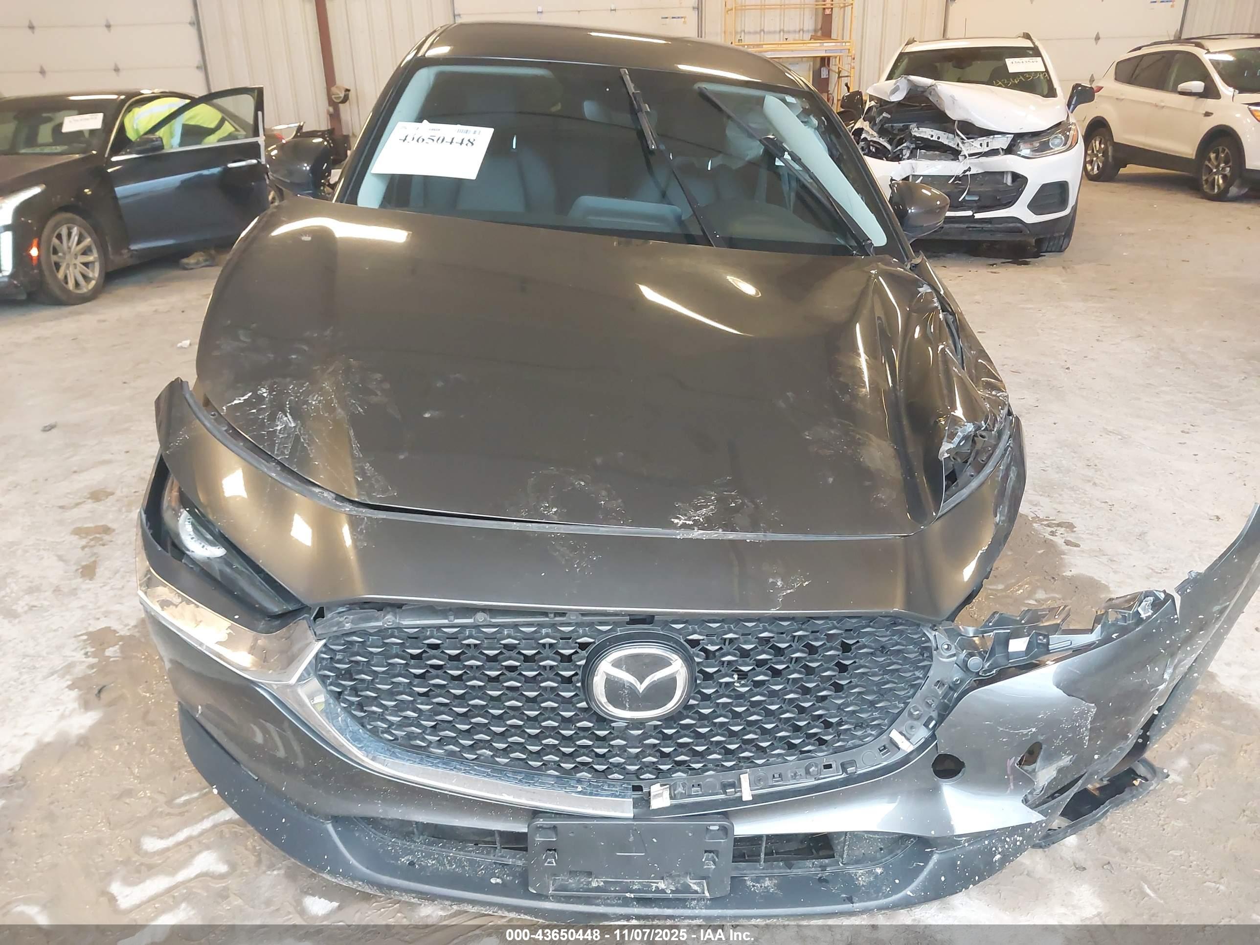 MAZDA CX-30 image 6