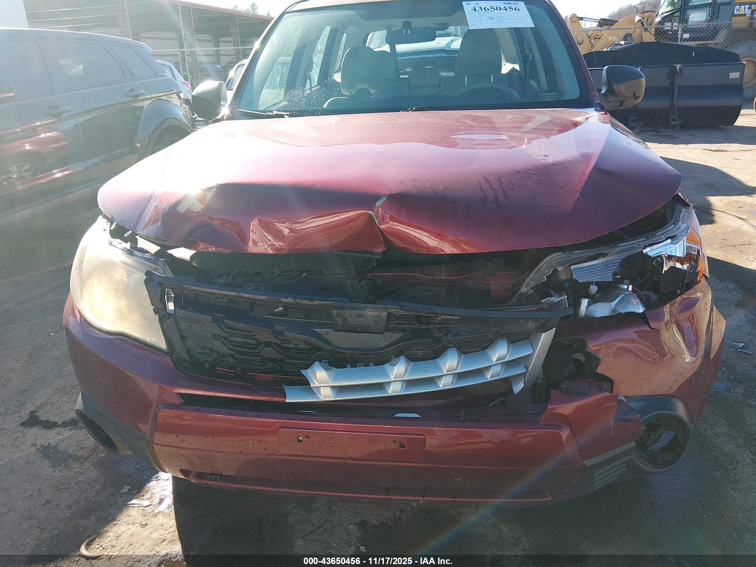SUBARU FORESTER image 6