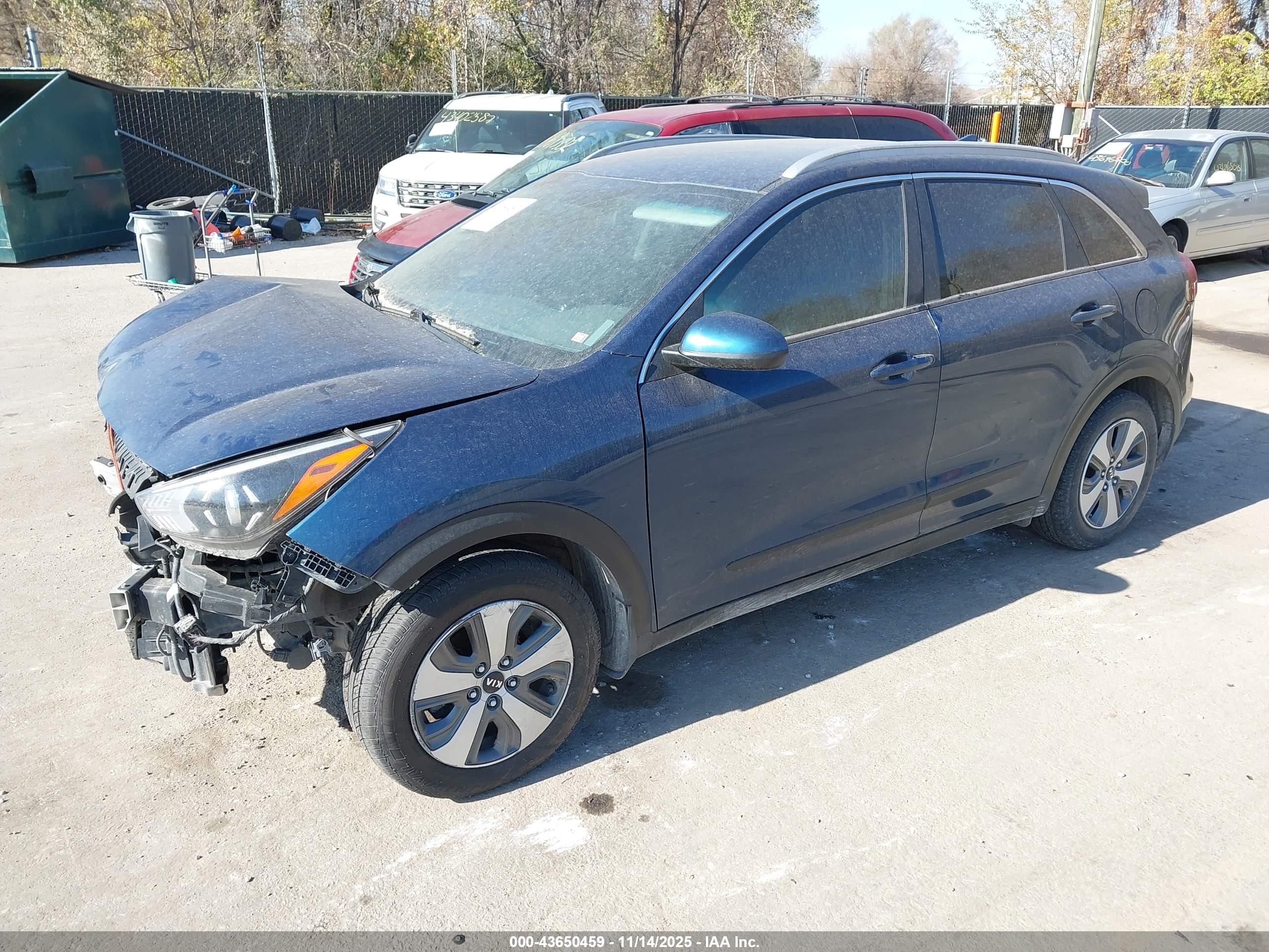 KIA NIRO image 2
