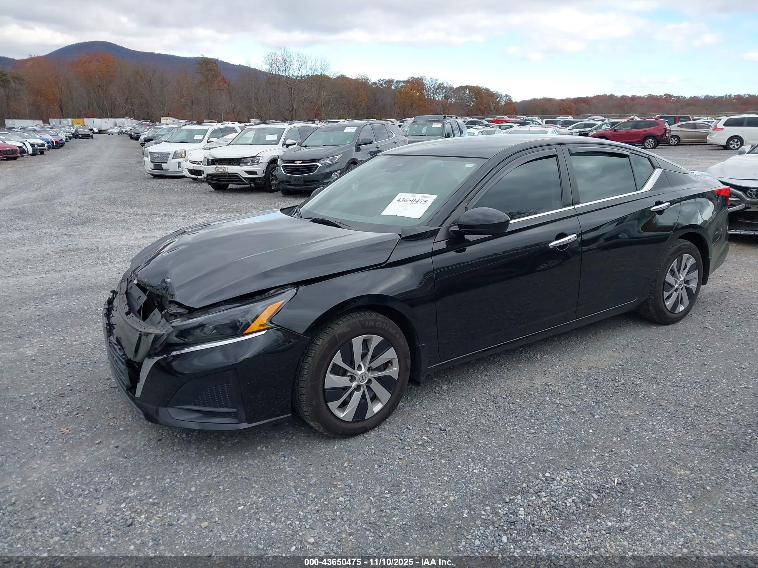 NISSAN ALTIMA image 2