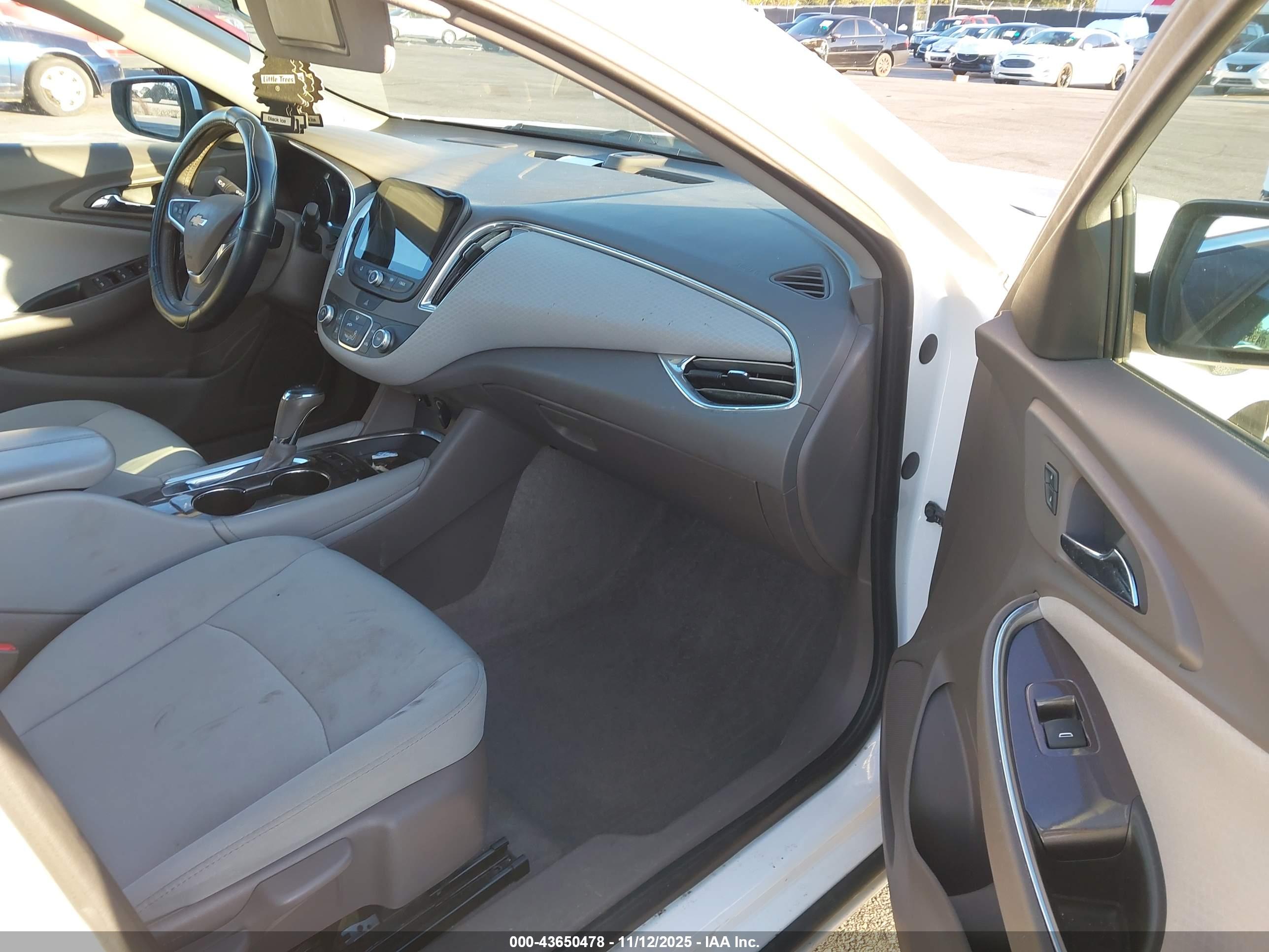 CHEVROLET MALIBU image 5
