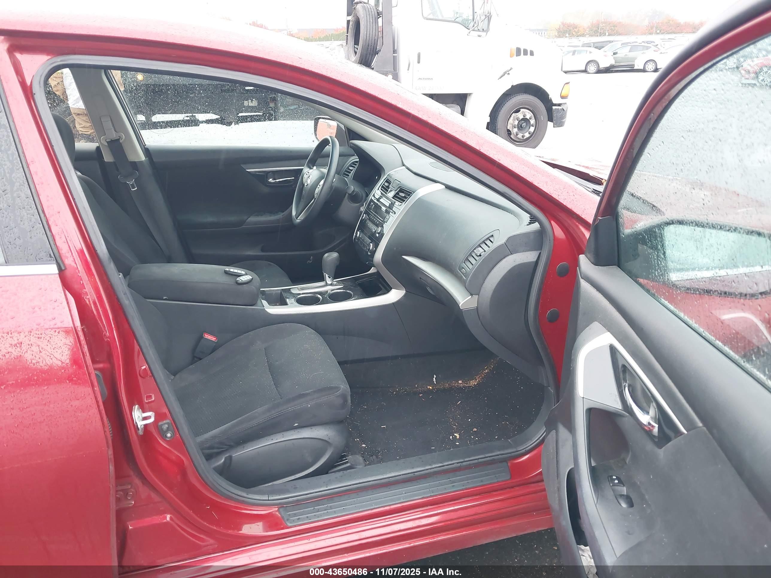 NISSAN ALTIMA image 5