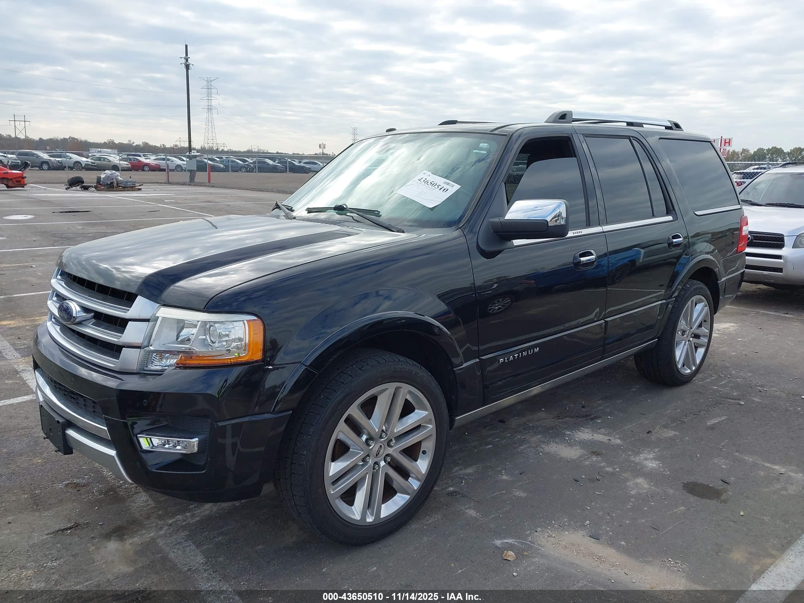 FORD EXPEDITION image 2