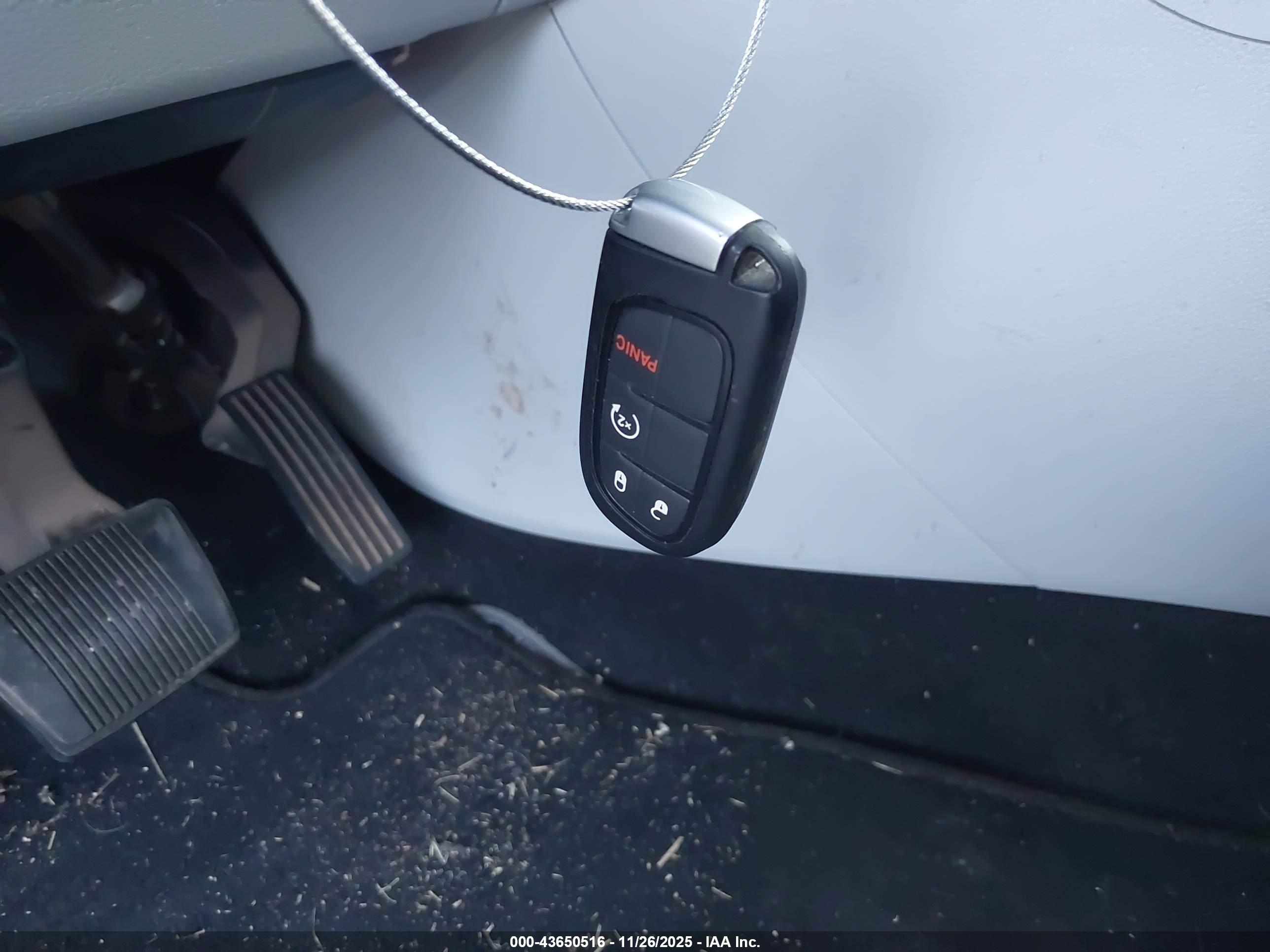 JEEP CHEROKEE image 11