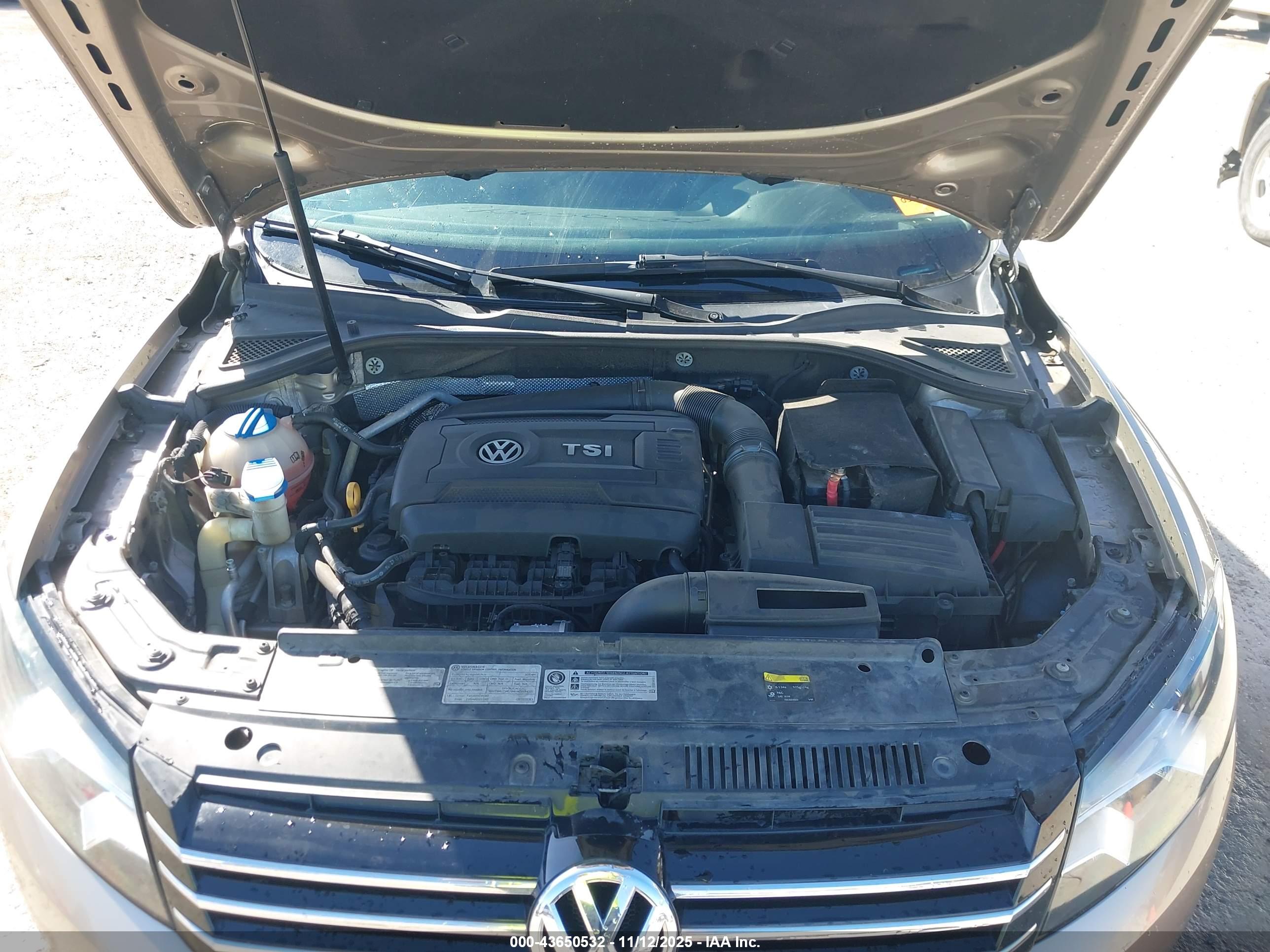 VOLKSWAGEN PASSAT image 10