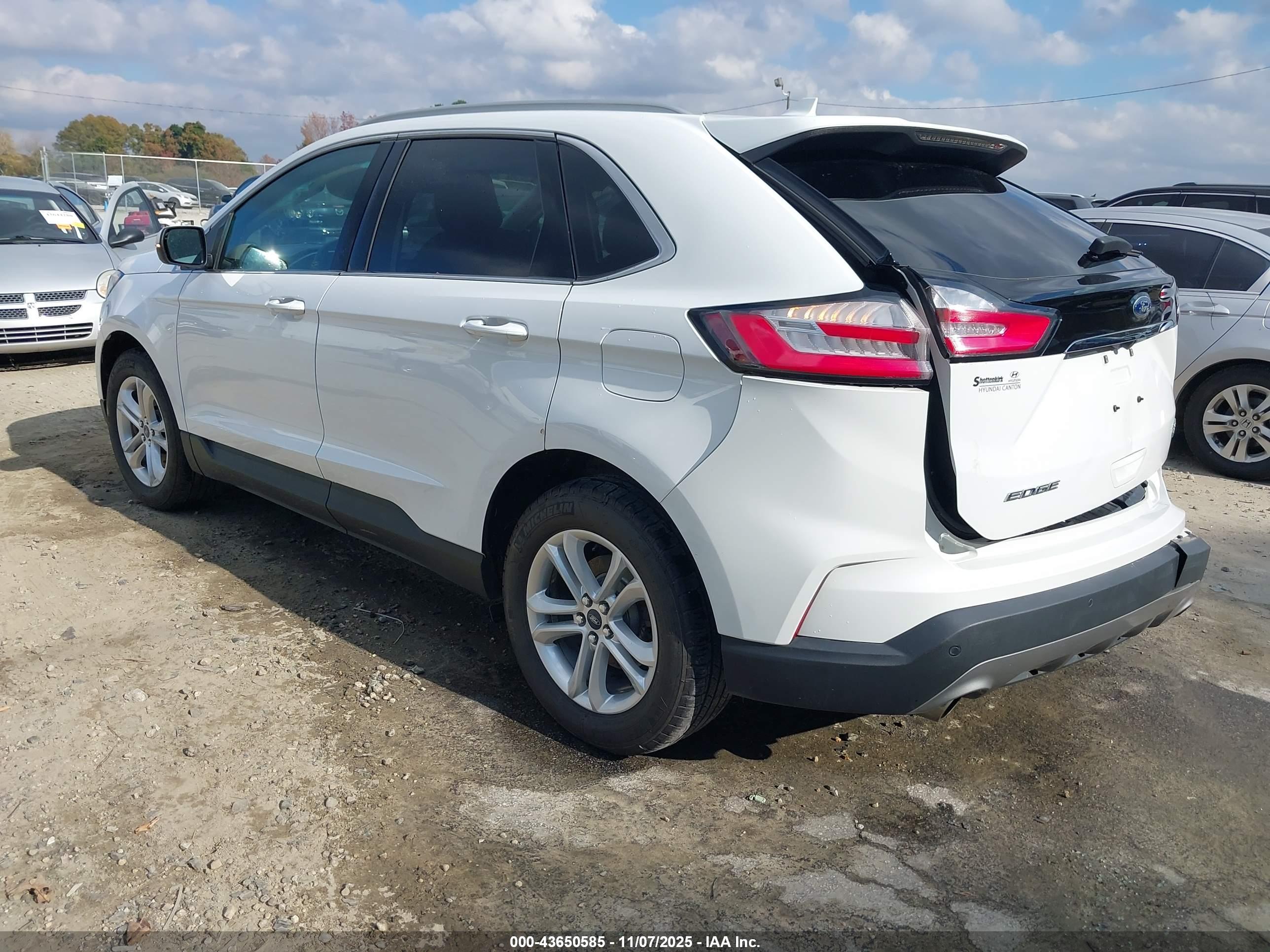 FORD EDGE image 3