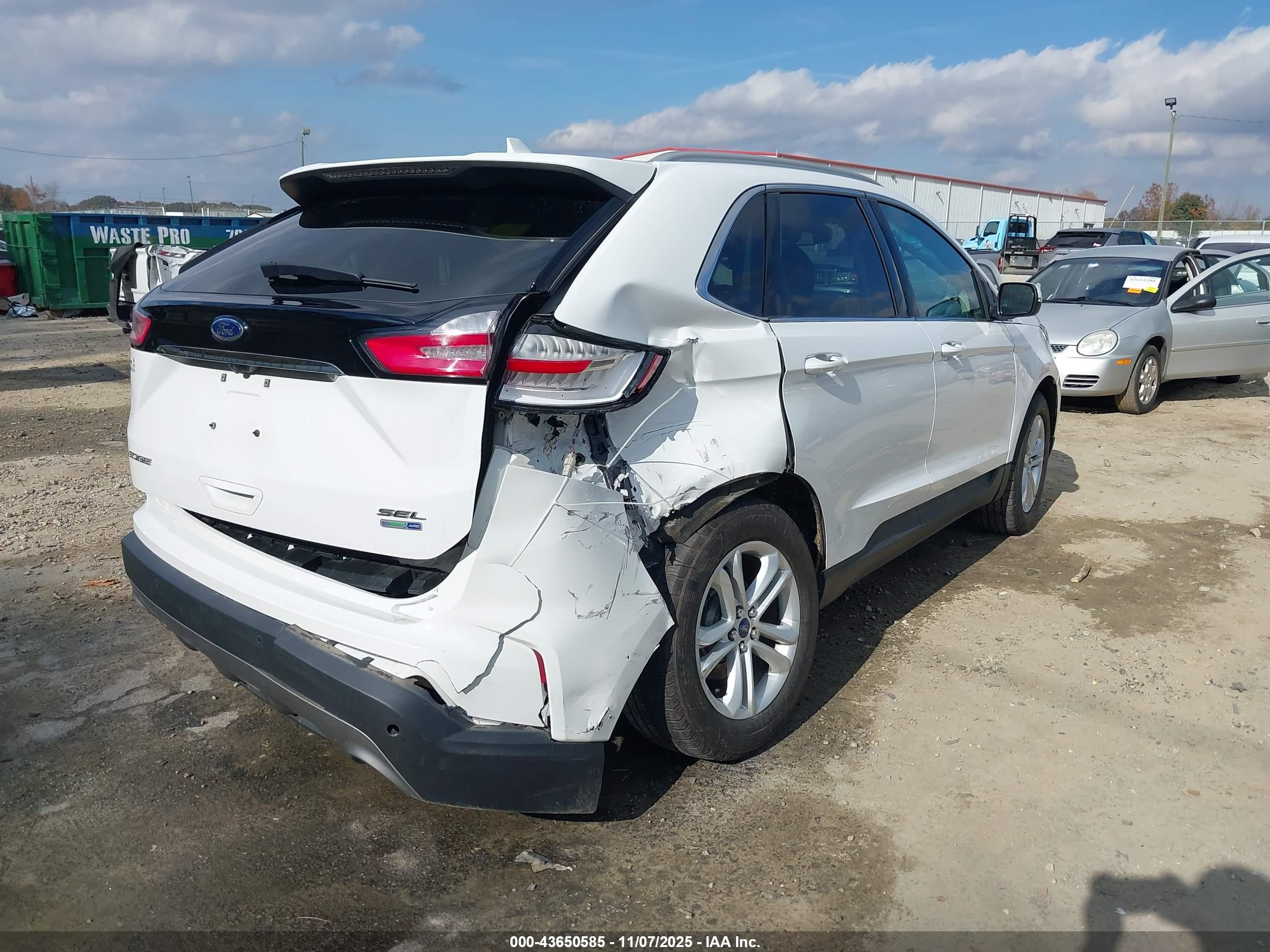 FORD EDGE image 4