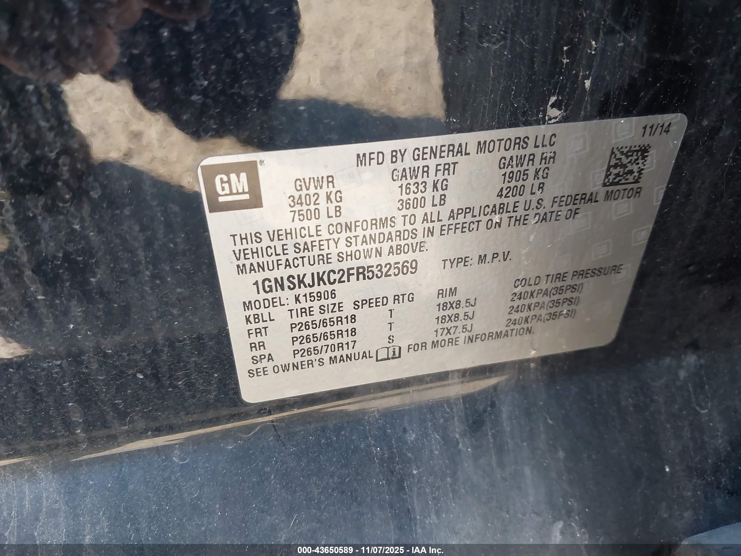 CHEVROLET SUBURBAN image 9