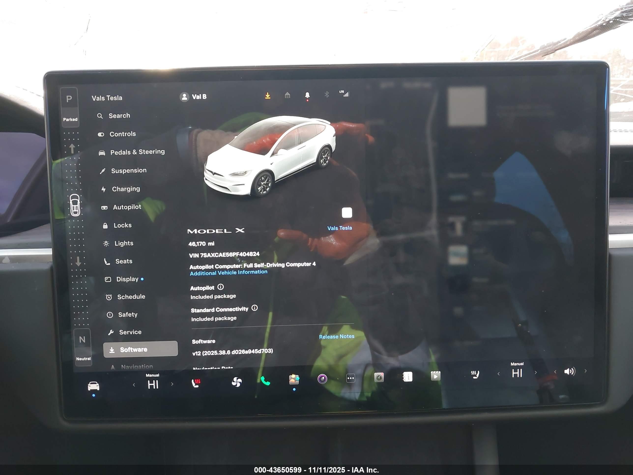 TESLA MODEL image 7