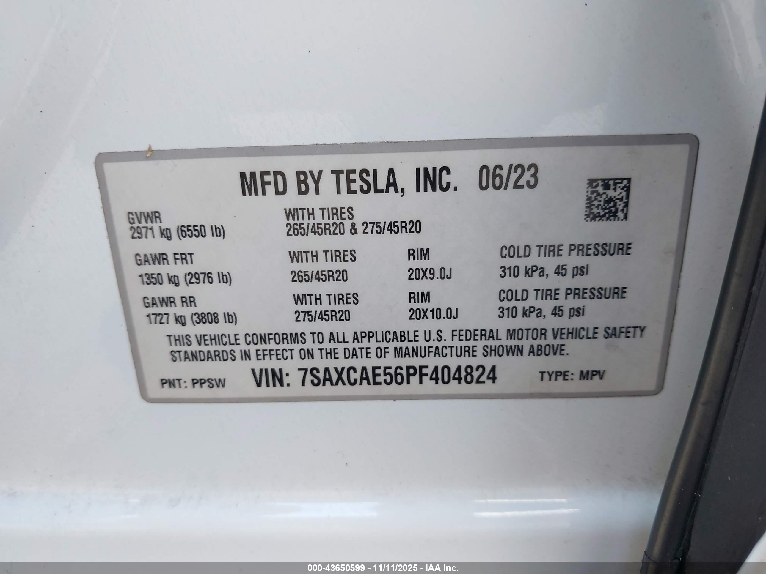 TESLA MODEL image 9