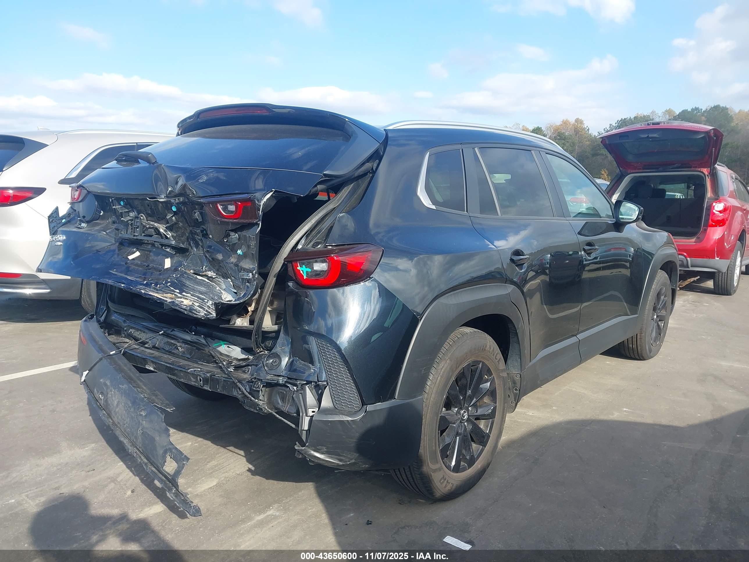 MAZDA CX-50 image 4