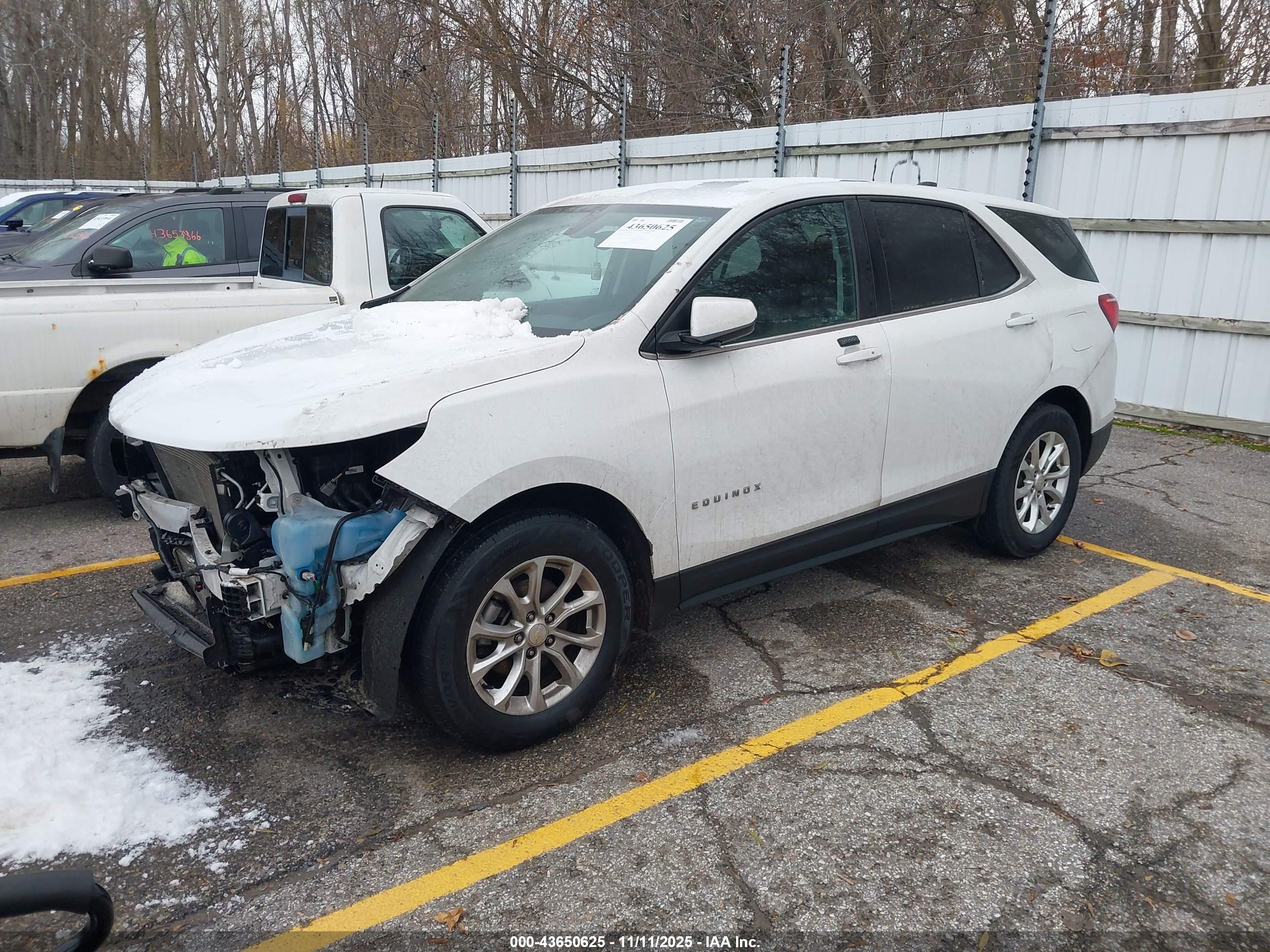 CHEVROLET EQUINOX image 2