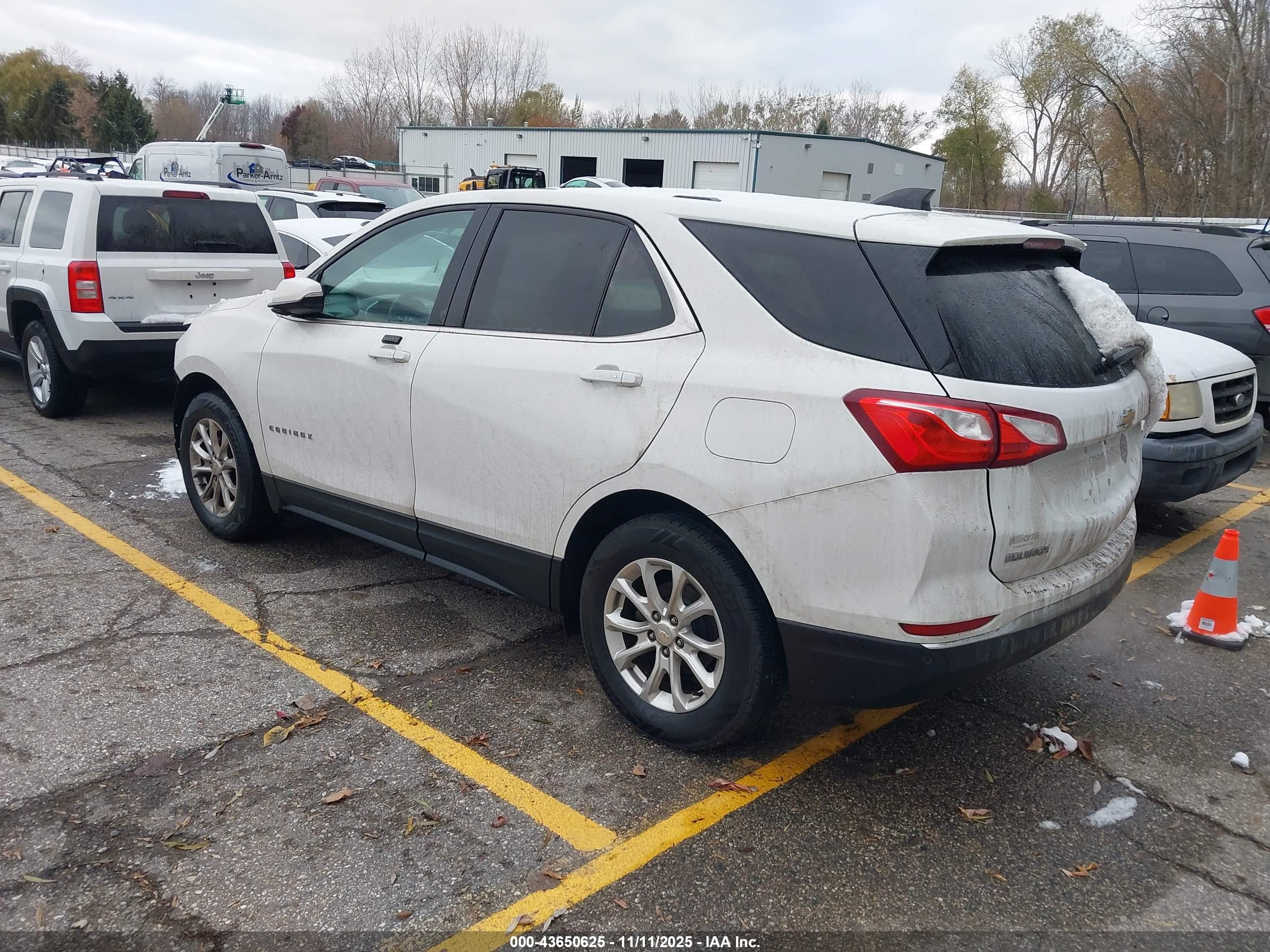 CHEVROLET EQUINOX image 3