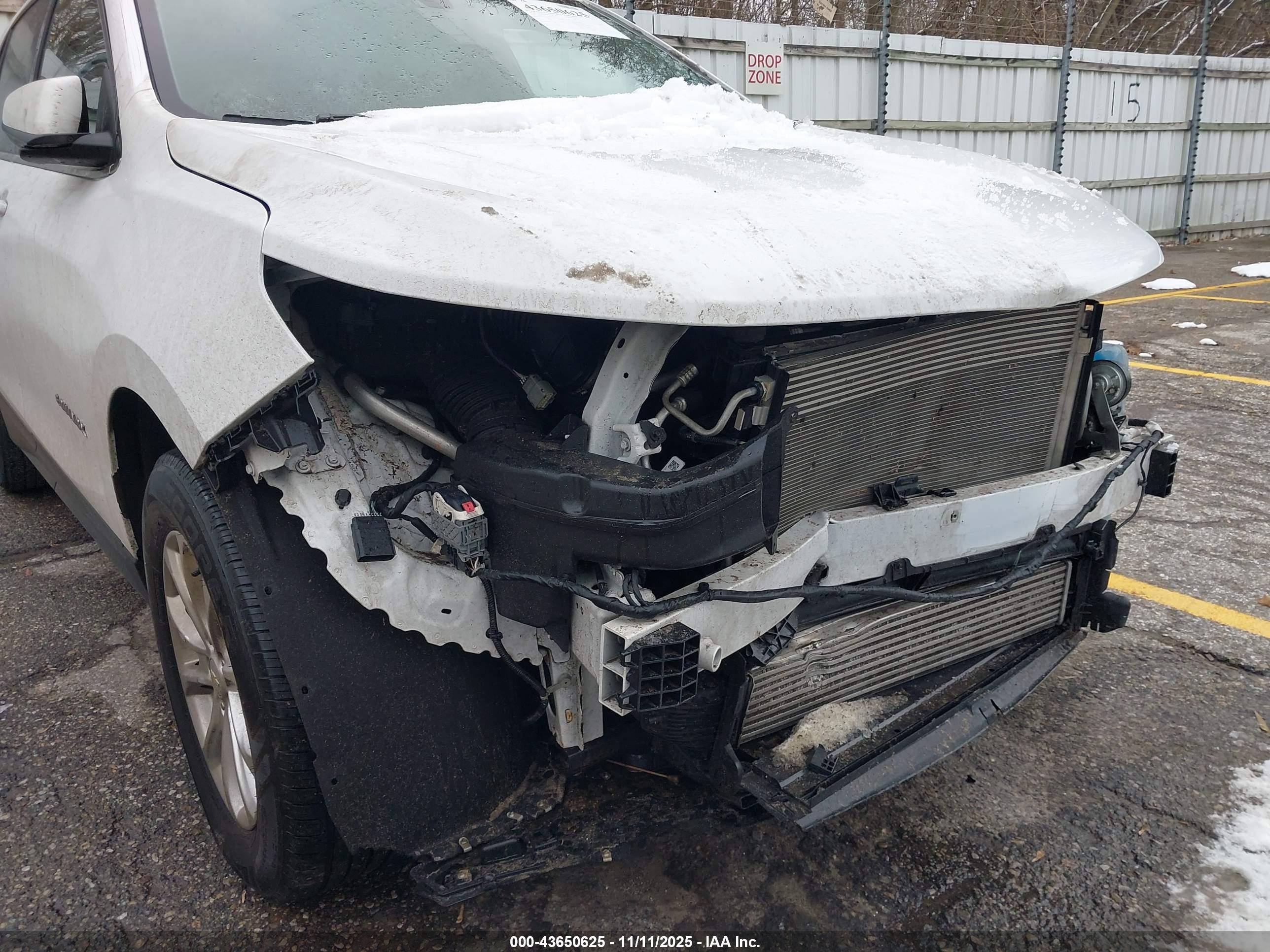 CHEVROLET EQUINOX image 6