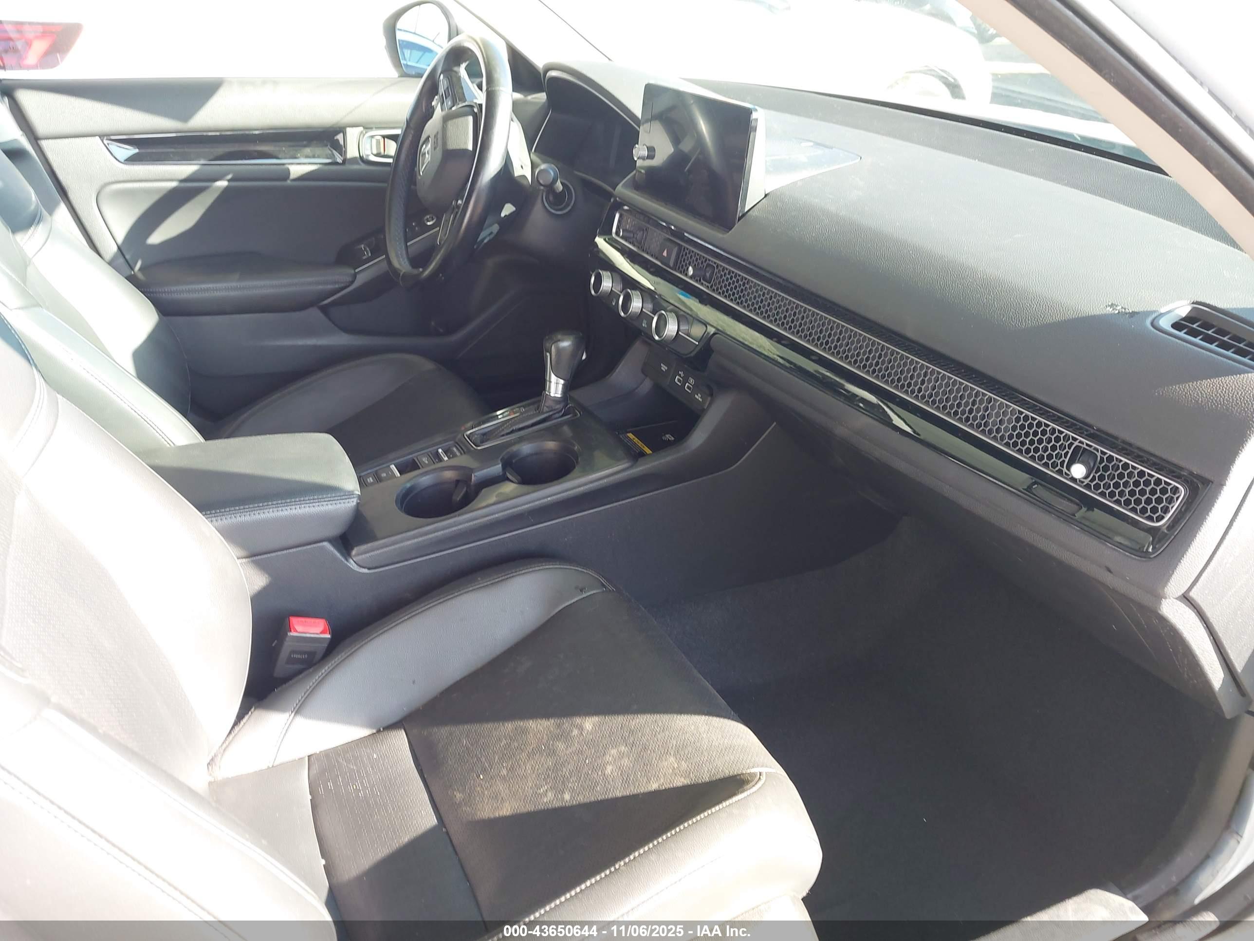 HONDA CIVIC image 5
