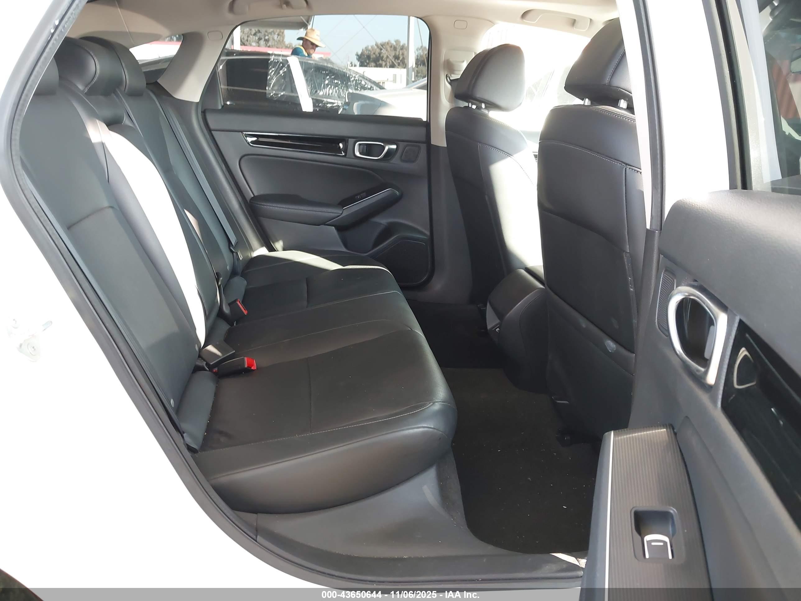 HONDA CIVIC image 8