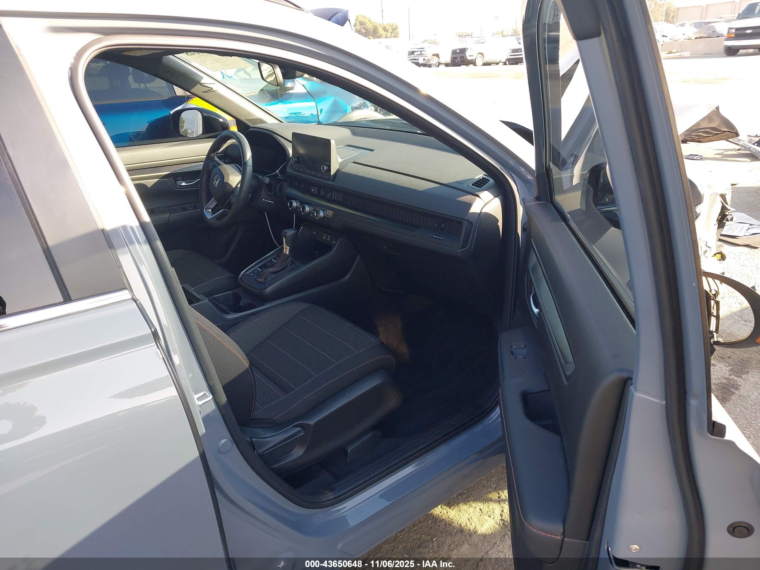HONDA CR-V image 5
