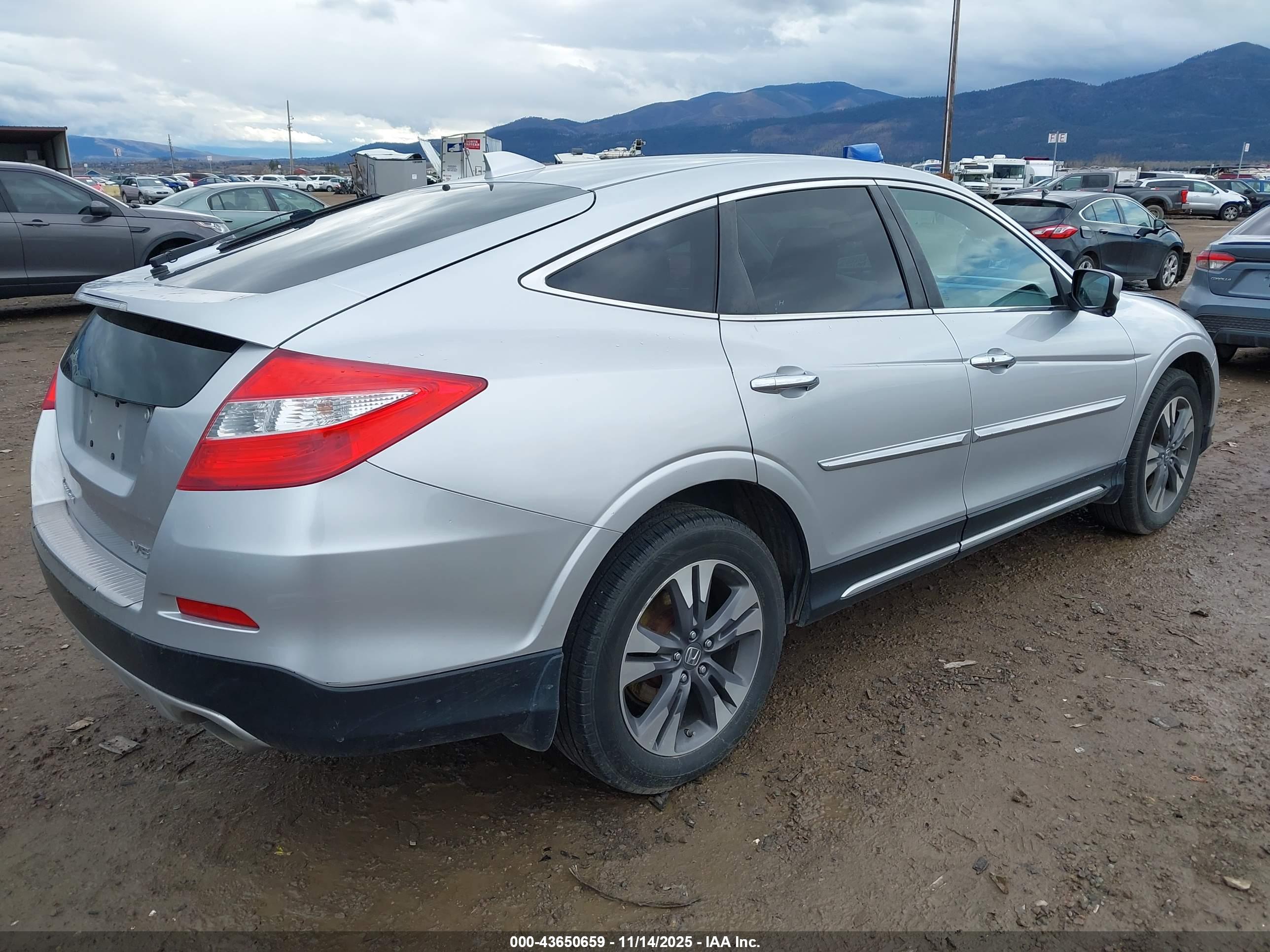 HONDA CROSSTOUR image 4