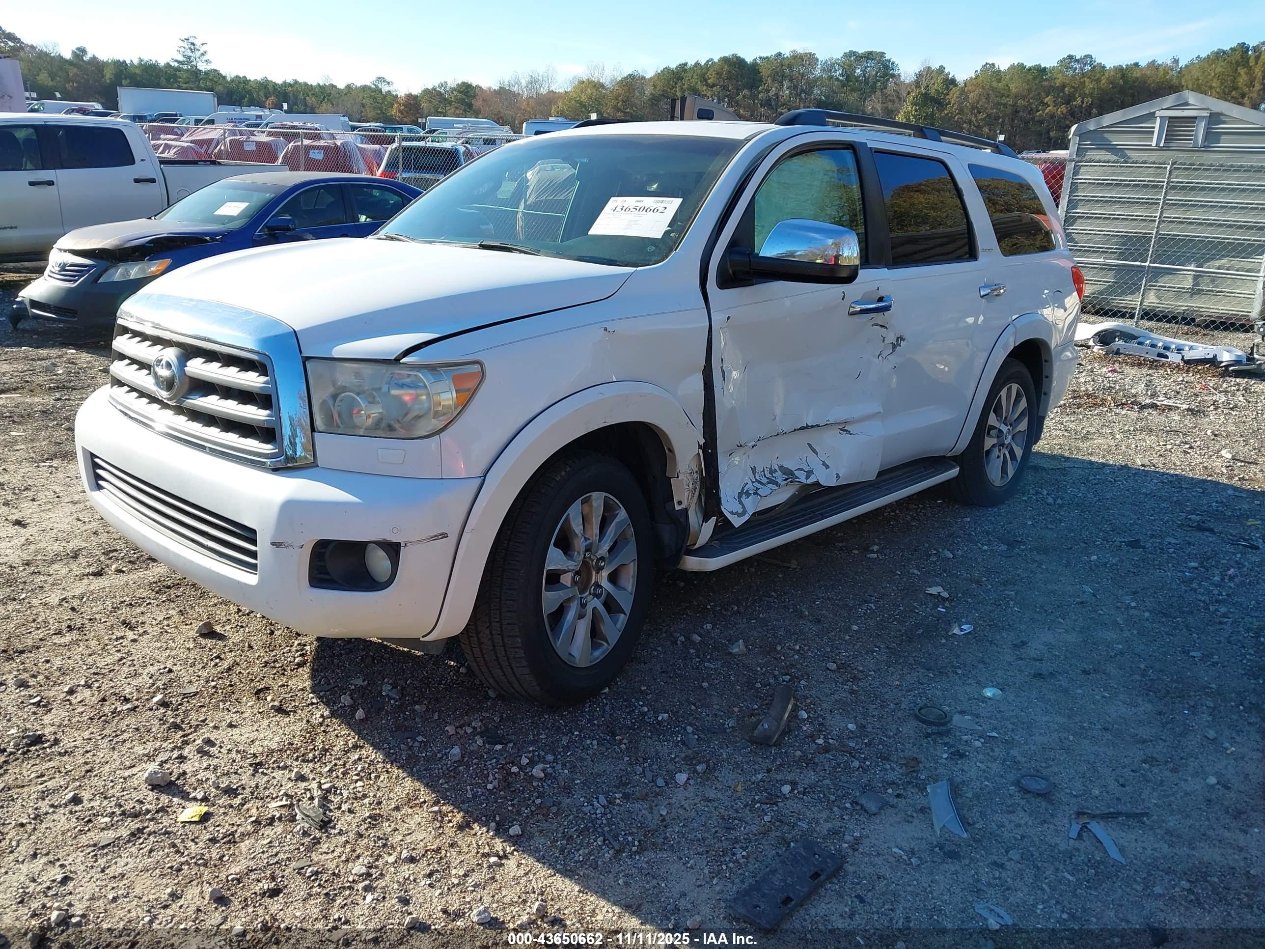 TOYOTA SEQUOIA image 2