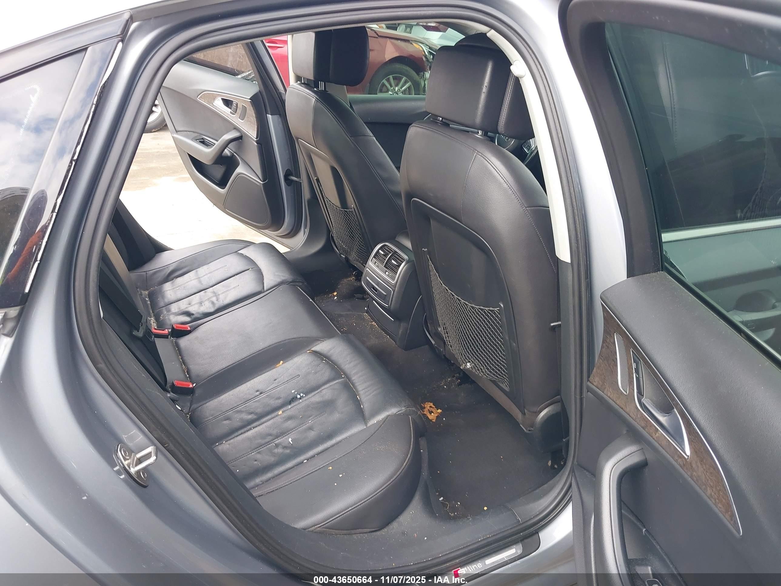 AUDI A6 image 8