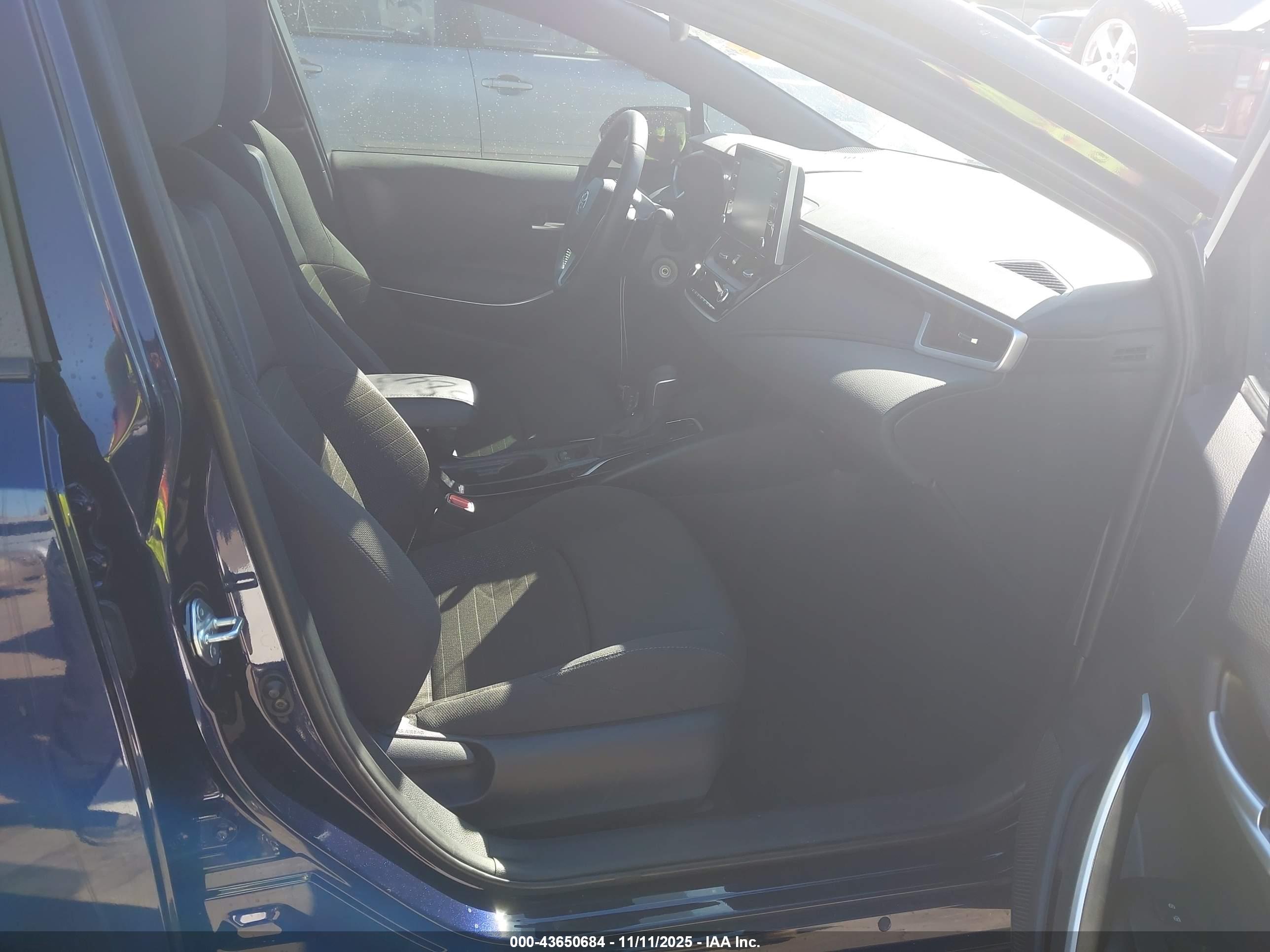 TOYOTA COROLLA image 5