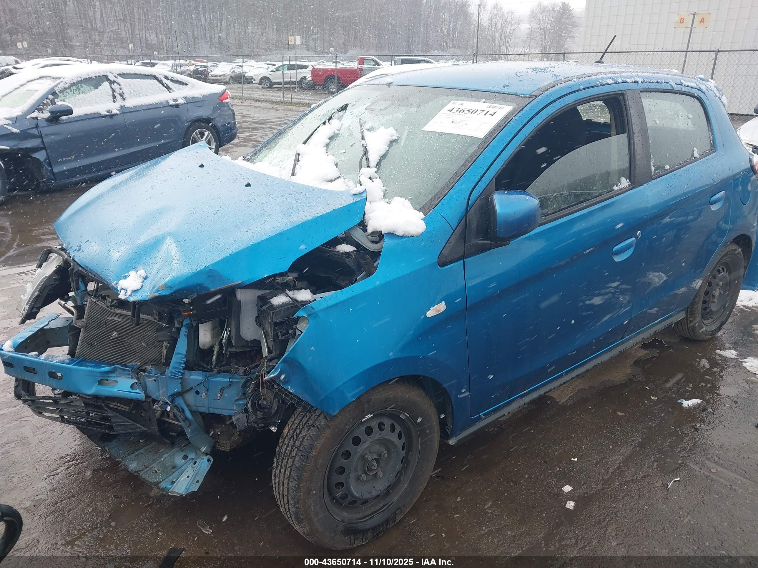 MITSUBISHI MIRAGE image 2