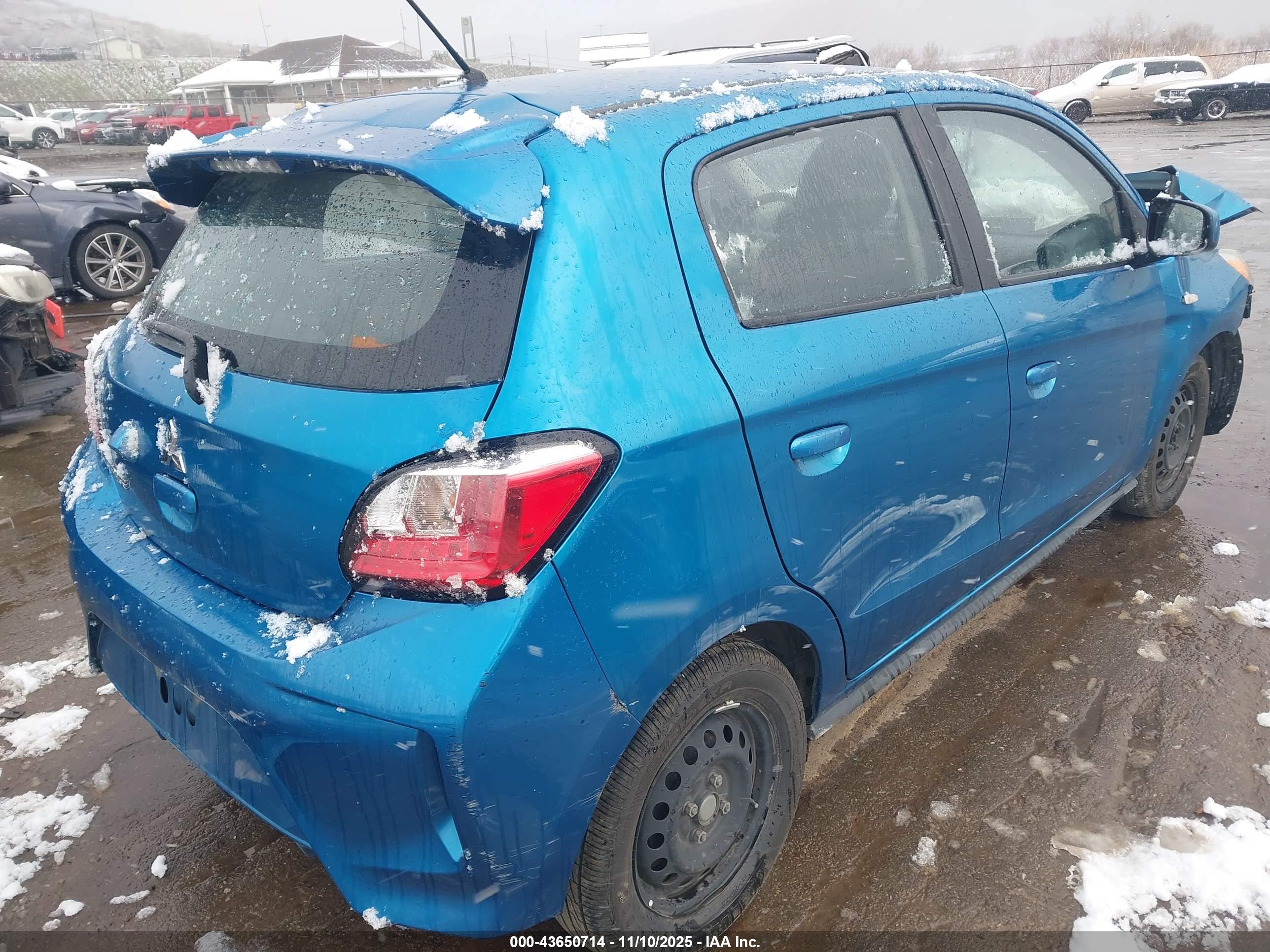 MITSUBISHI MIRAGE image 4