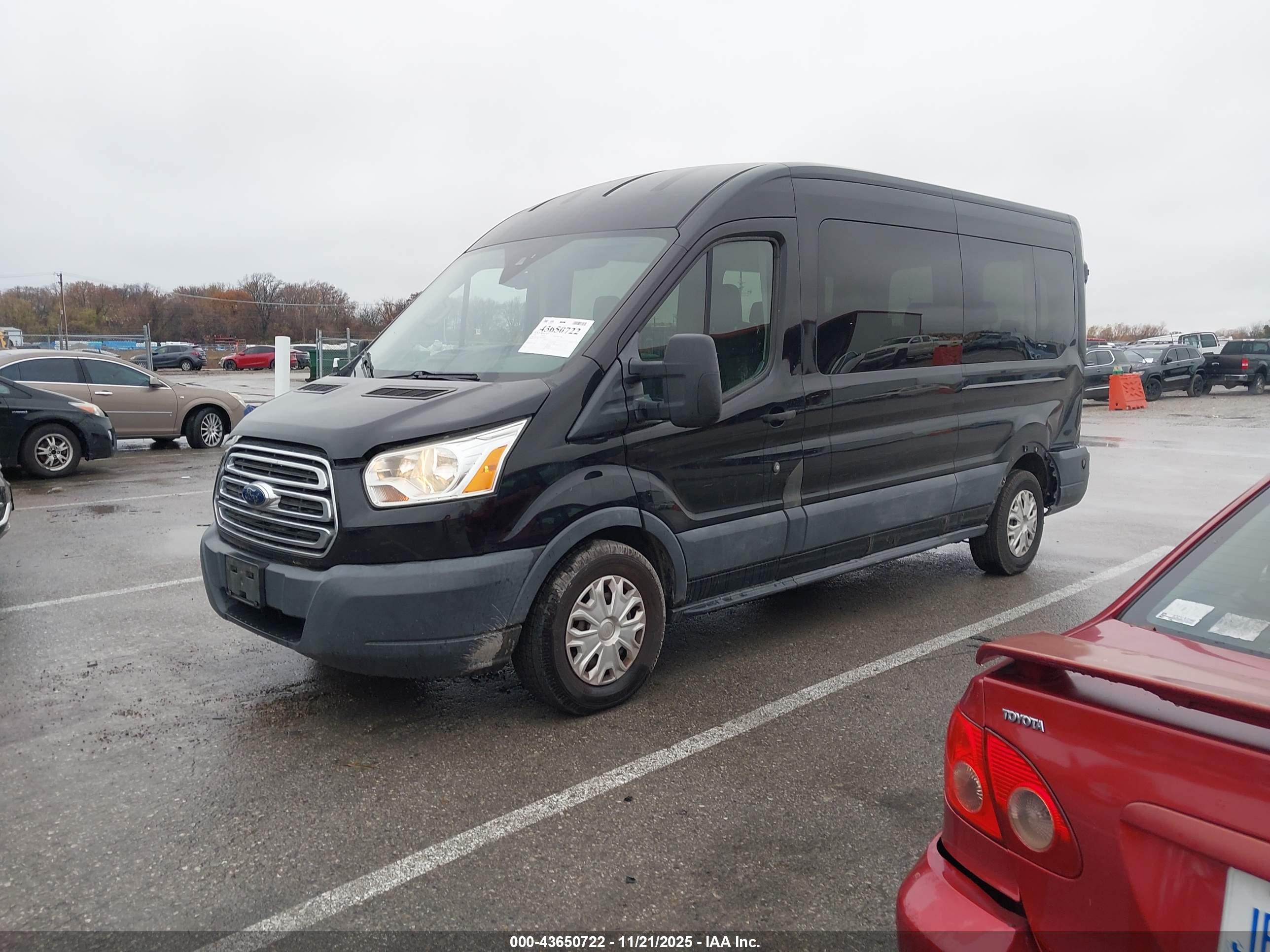 FORD TRANSIT-350 image 2