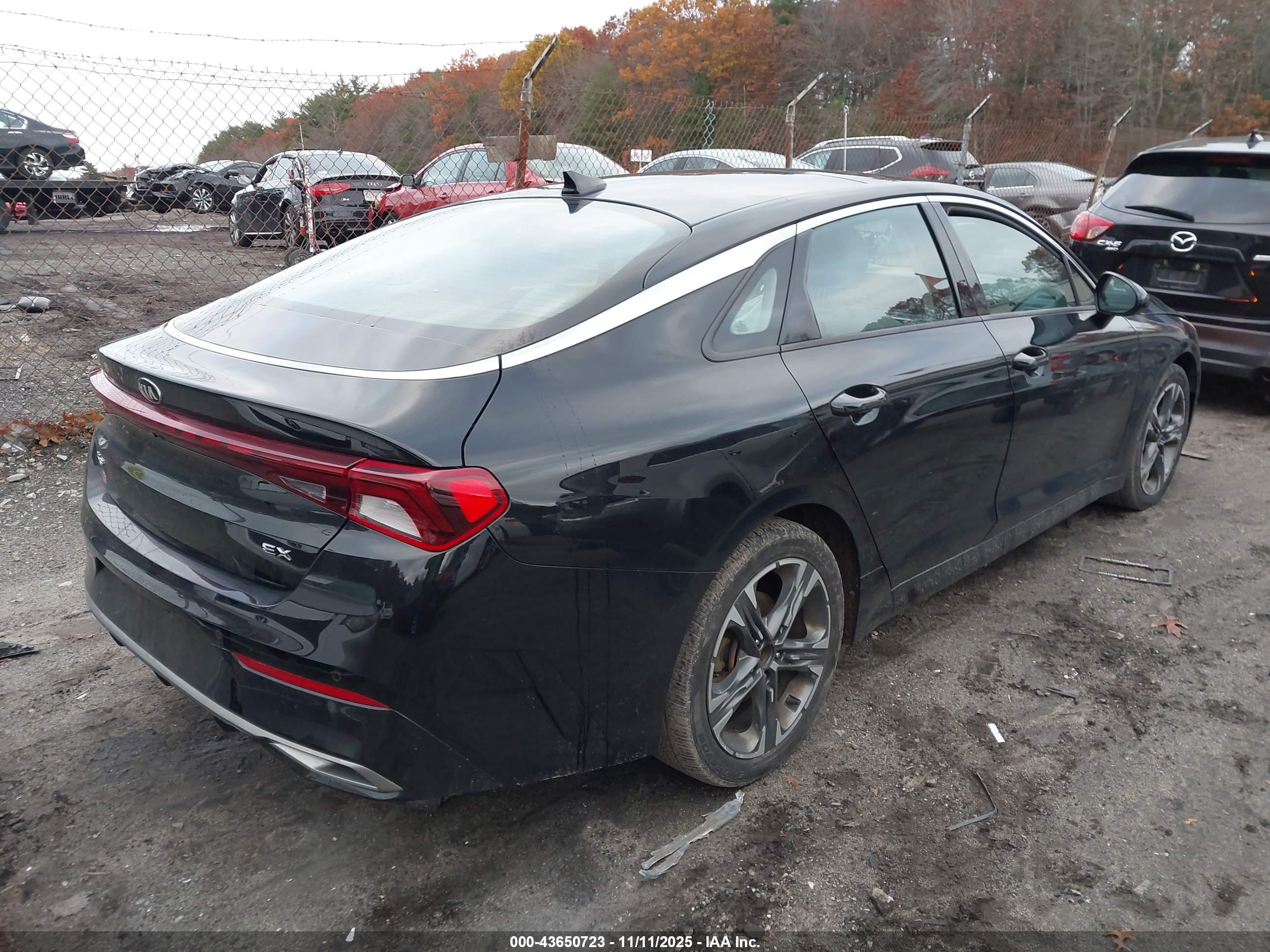 KIA K5 image 4