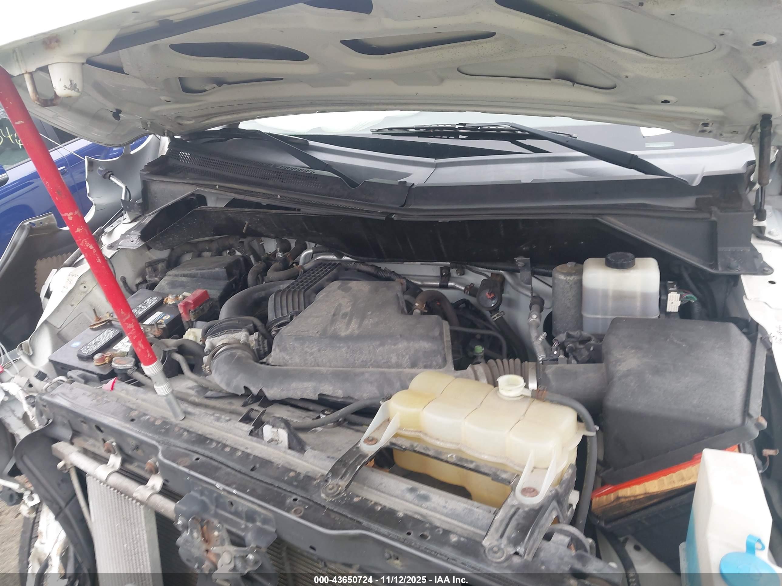 NISSAN NV image 10